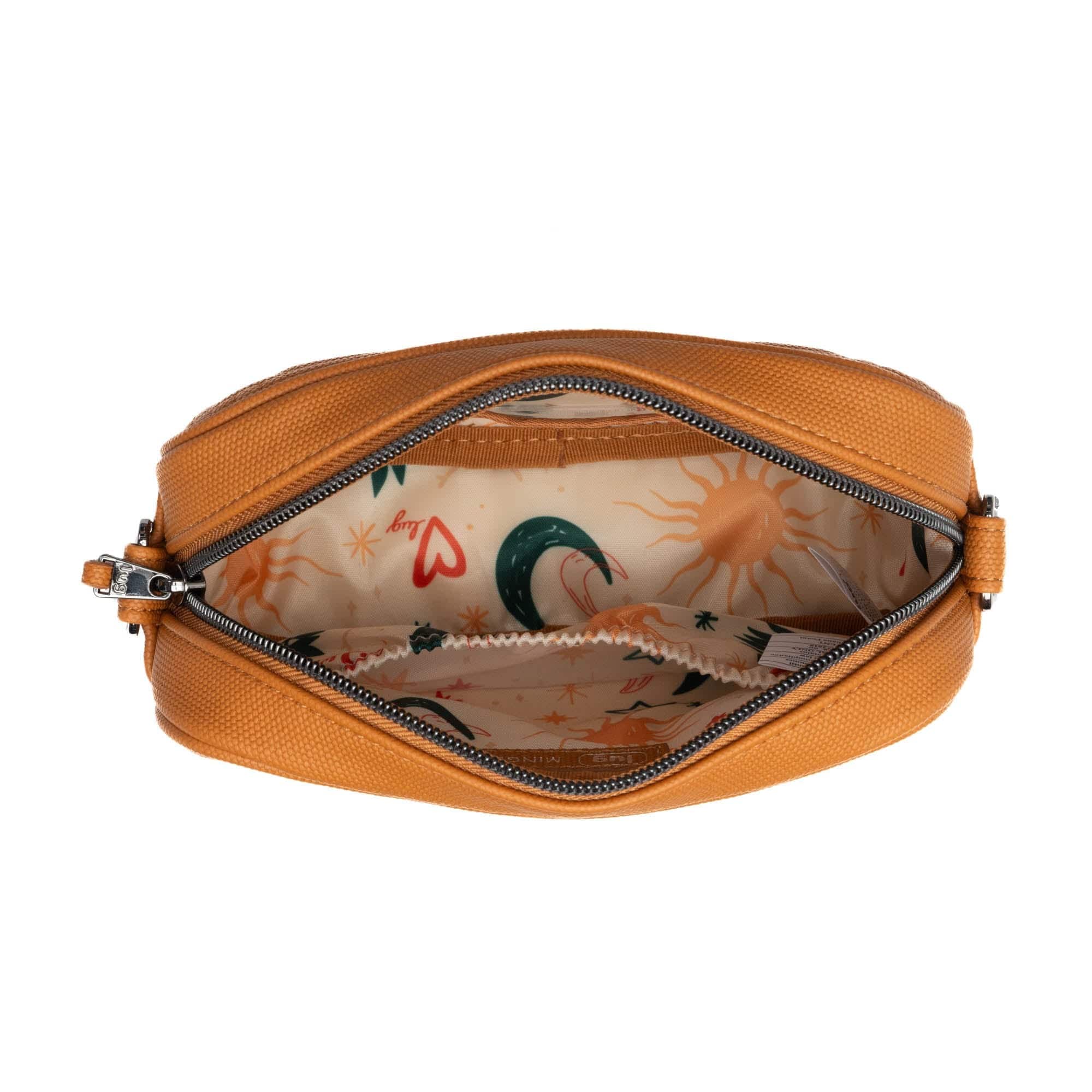 Mingle Matte Luxe VL Camera Bag - CAPPUCCINO - MingleML_Cappuccino_05