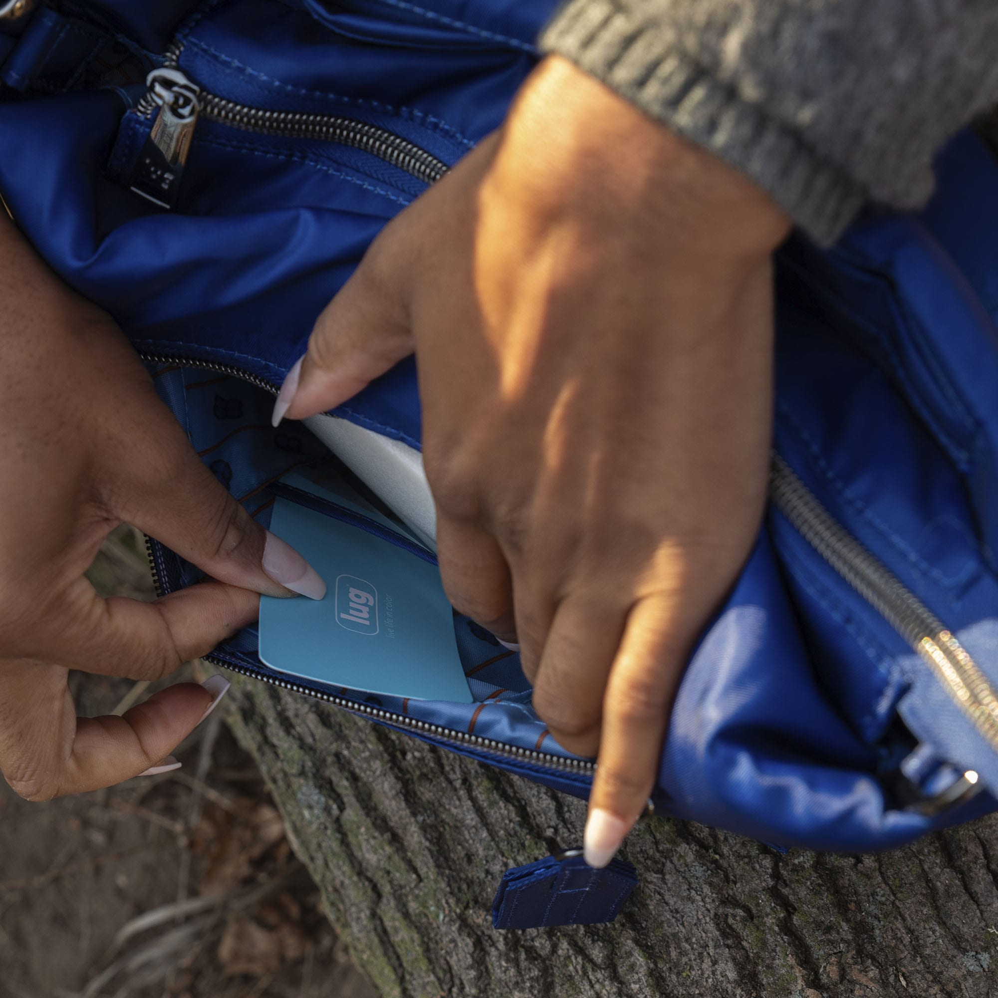 Moonwalk Crossbody Bag - - Moonwalk_Lifestyle_01