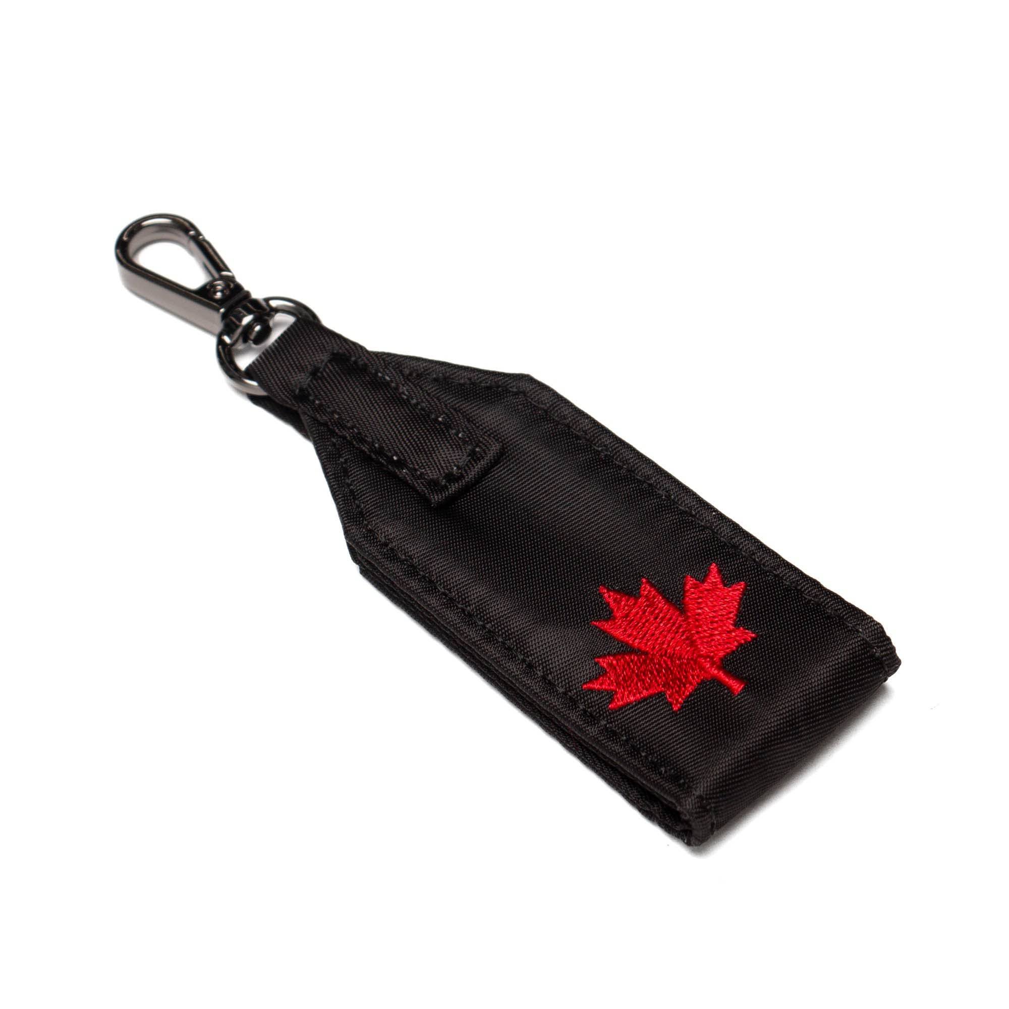 Oversized Puller with Clasp - BLACK MAPLE LEAF - OversizedPullerWithClasp_BlackMapleLeaf_02_9149ou