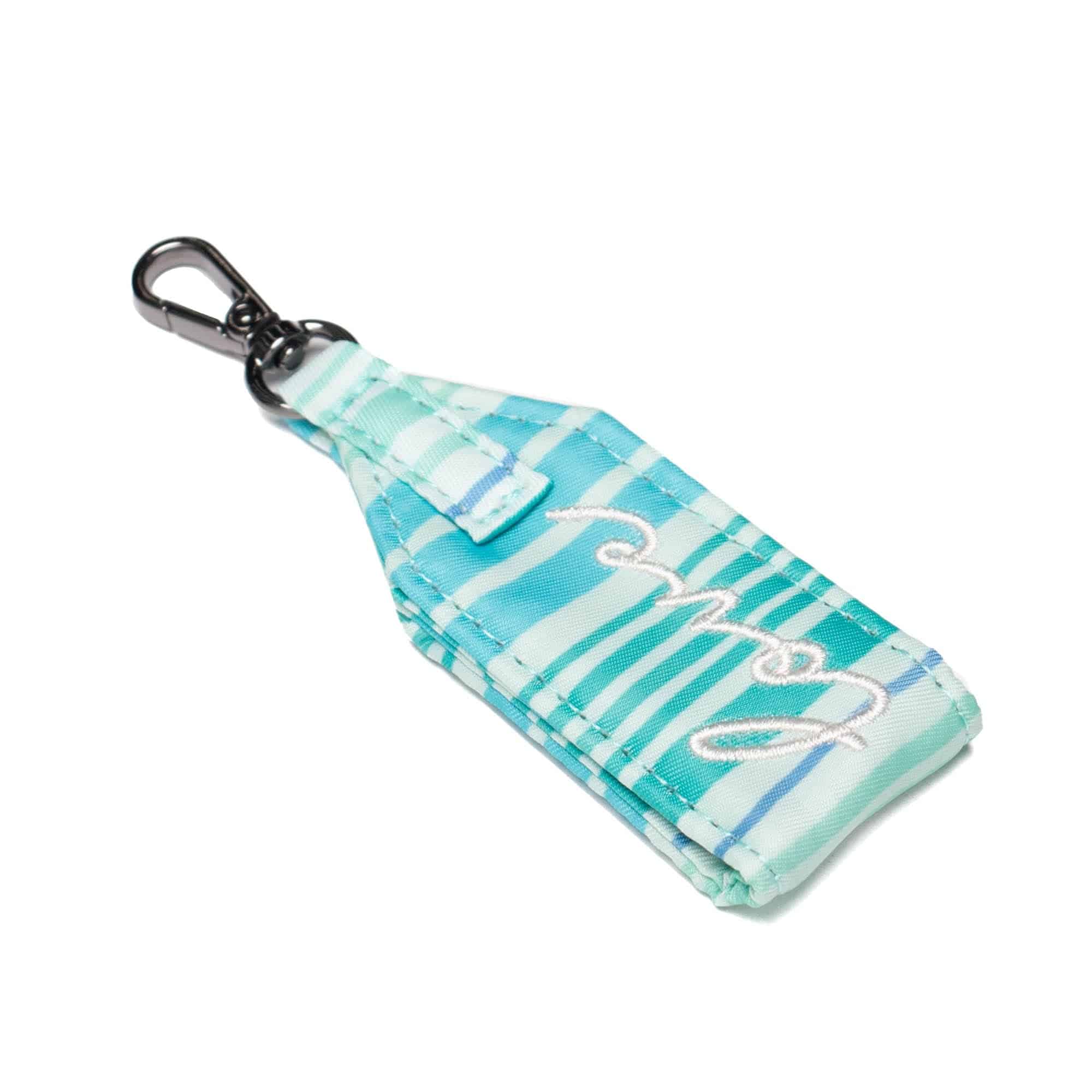 Oversized Puller with Clasp - LOVE WAVES AQUA LOVE - OversizedPullerWithClasp_LoveWavesAquaLove_02_t685m1