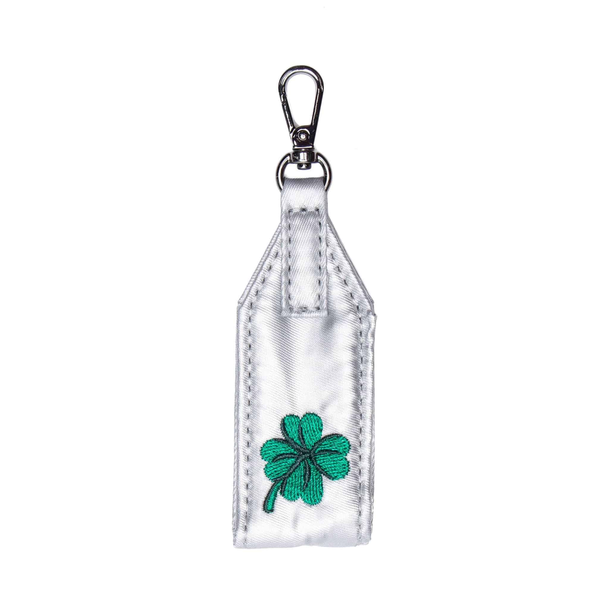 Oversized Puller with Clasp - METALLIC SILVER CLOVER - OversizedPullerWithClasp_MetallicSilverClover_01_v7zdsf