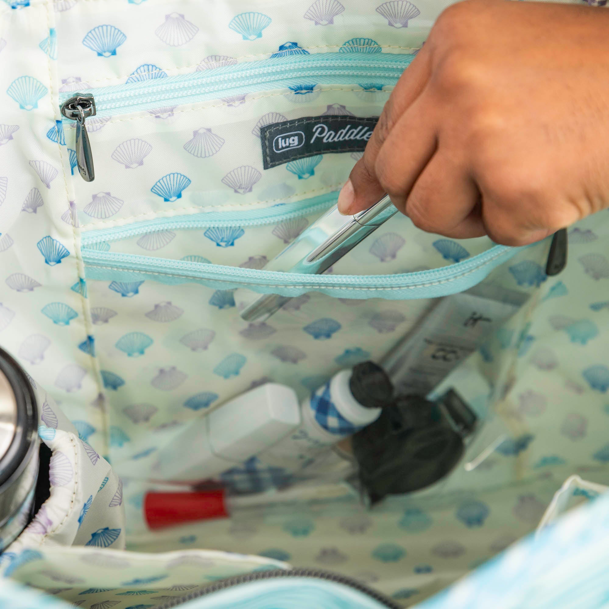 Paddle Carry-All Tote - - Paddle_Lifestyle_08