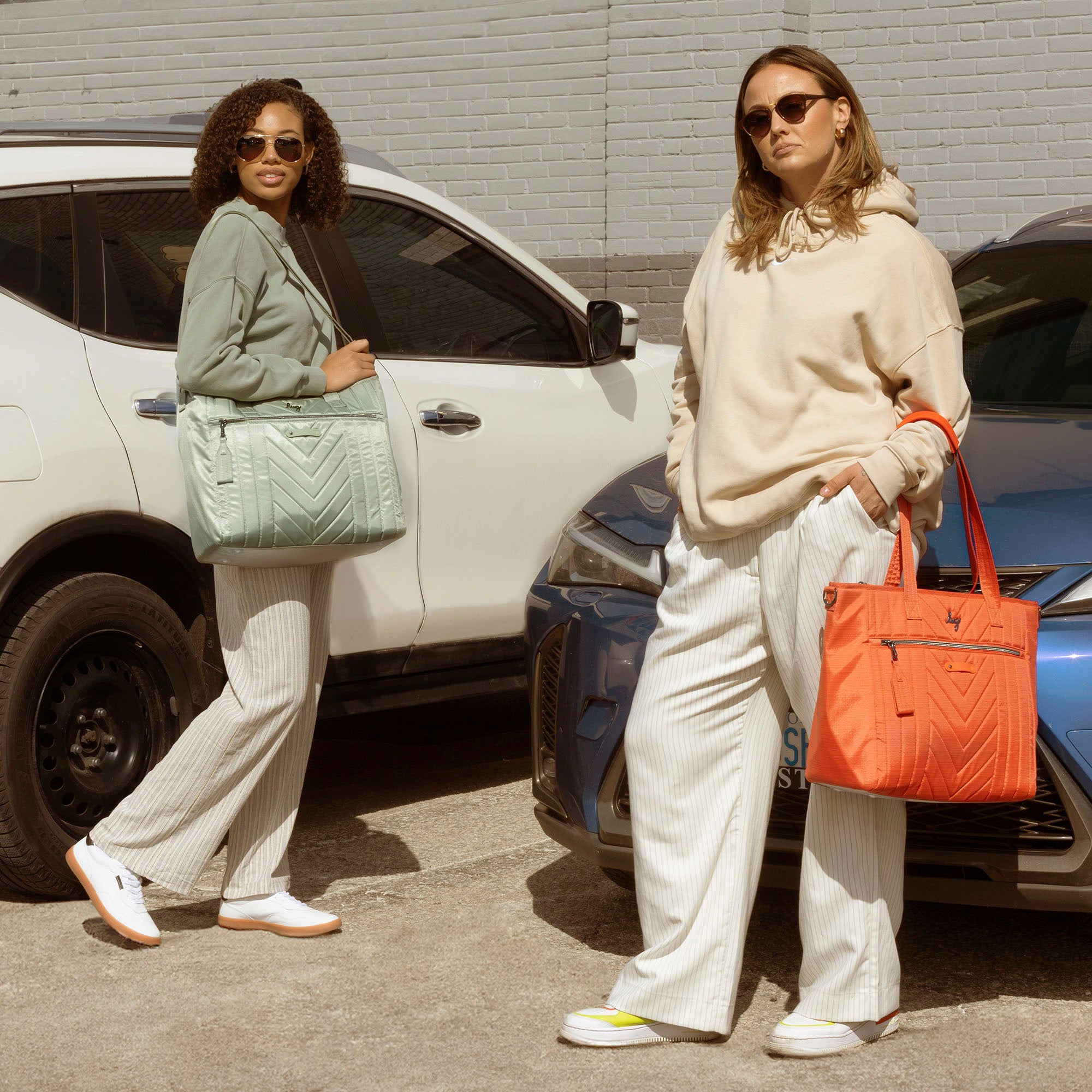 Paddle Carry-All Tote - - Paddle_Lifestyle_10