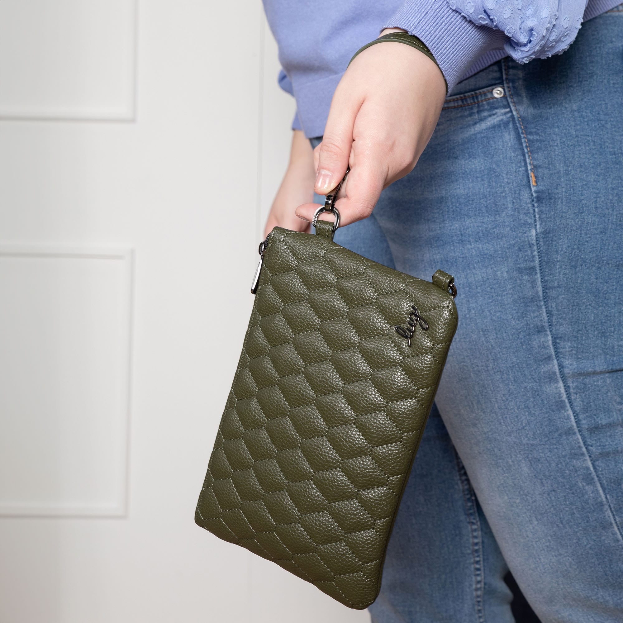 Peekaboo 2 Classic VL Convertible Crossbody Bag - - Peekaboo2VL_Lifestyle_05