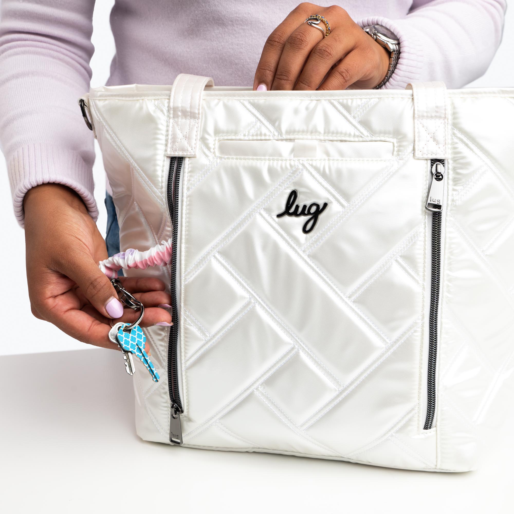 Rally Tote Bag - - Rally_Lifestyle_02_f3e9d056-27aa-4541-9ad6-d23f64bcad7a