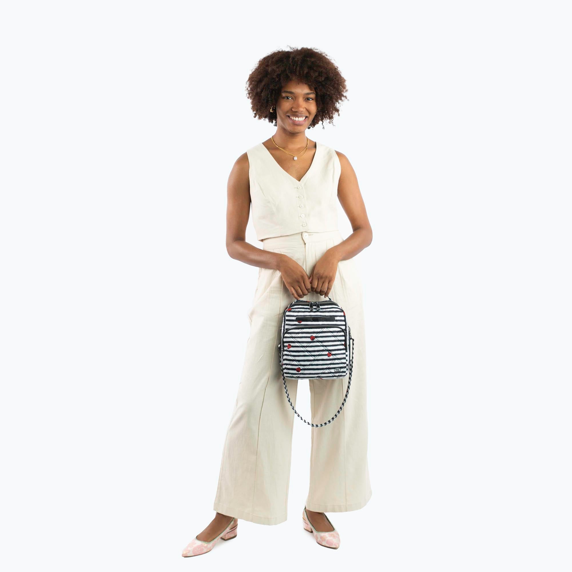 Ranger 2 Crossbody Bag - - Ranger2_BagProportions_03