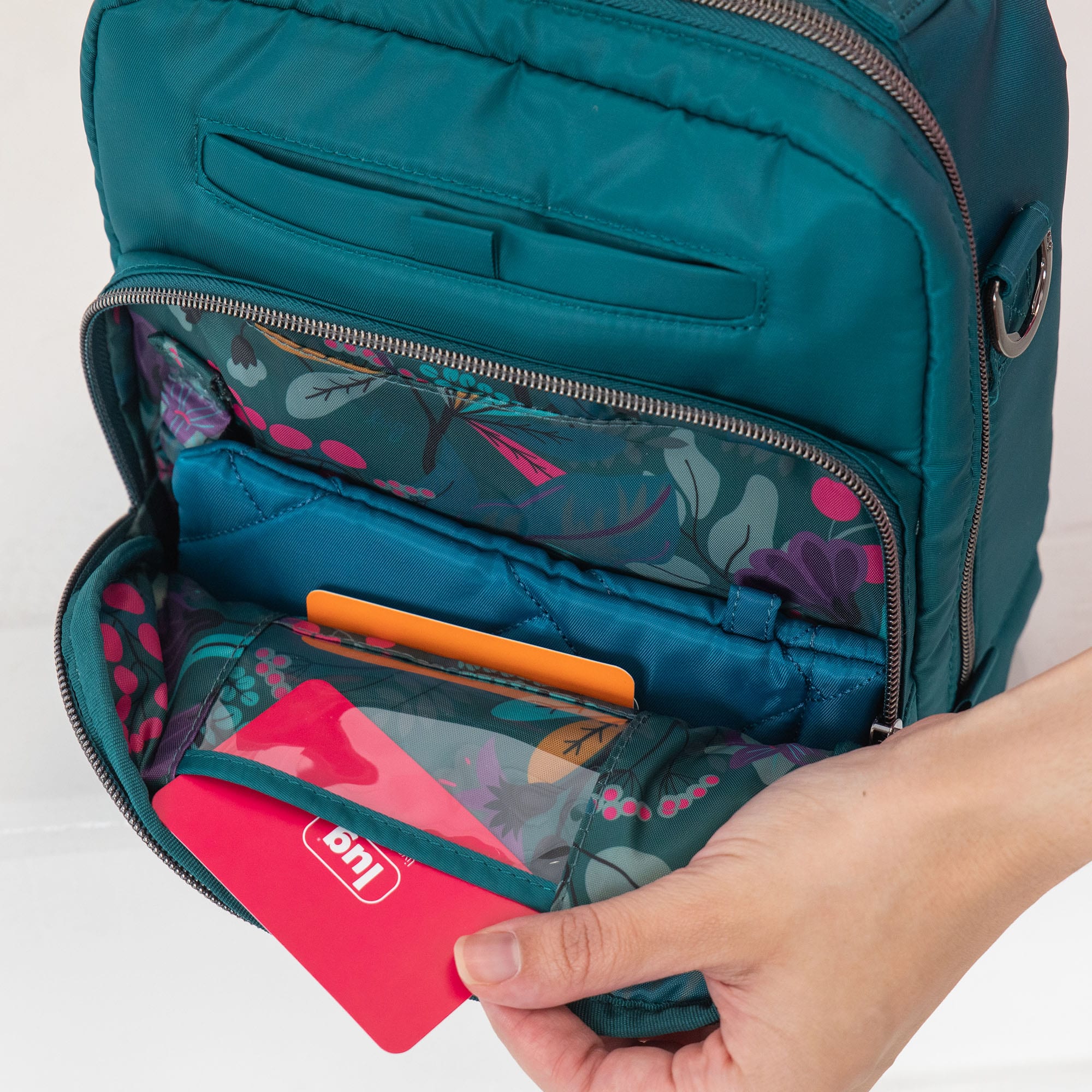 Ranger Love Crossbody Bag - - RangerLE_Lifestyle_04