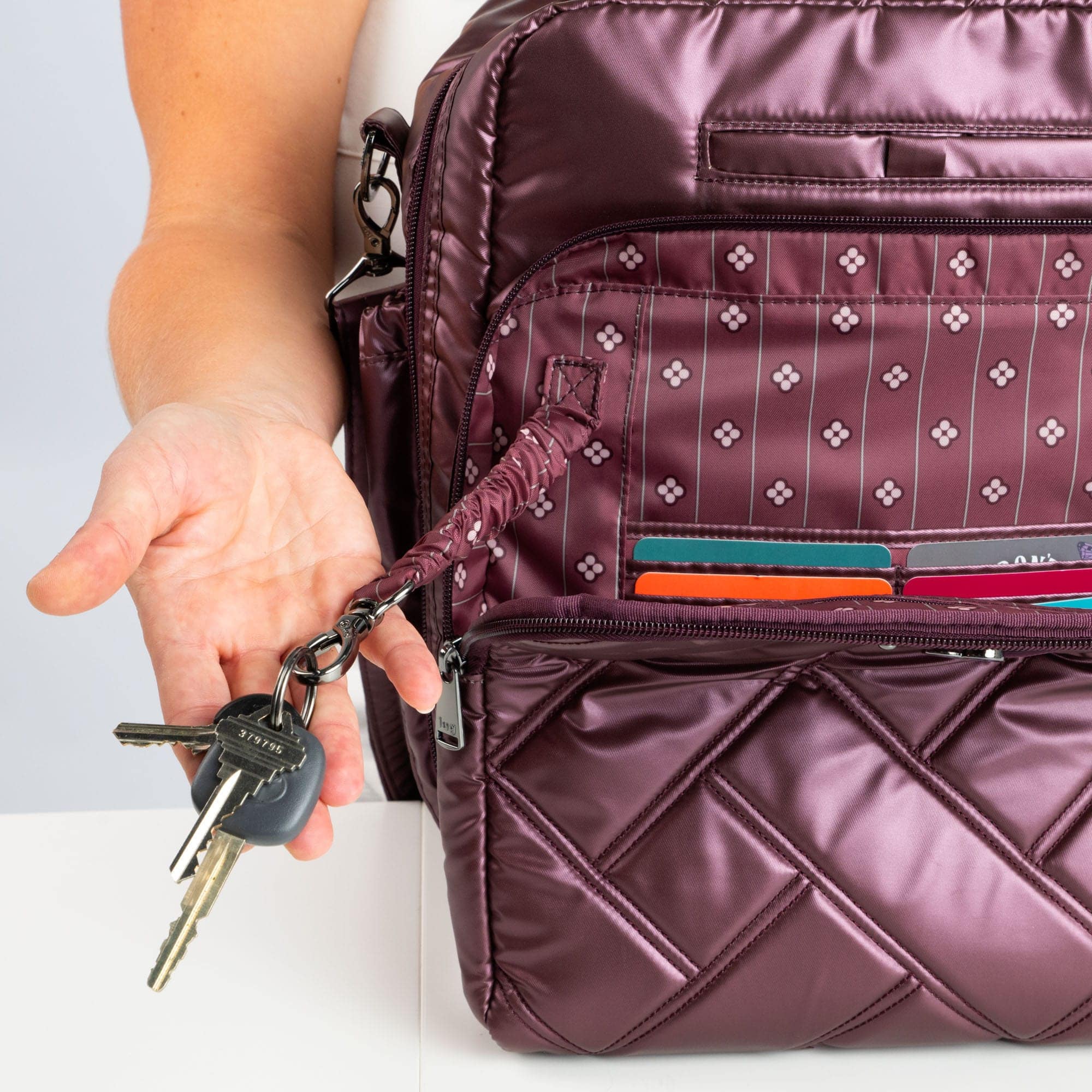 Ranger XL 2 Duffel Bag - - RangerXL2_Lifestyle_04