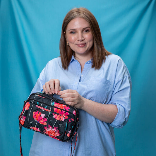 Scoop SE Crossbody Bag - - ScoopSE_Hover_9e0dd916-85c7-4a29-9659-eb0f3920f36f