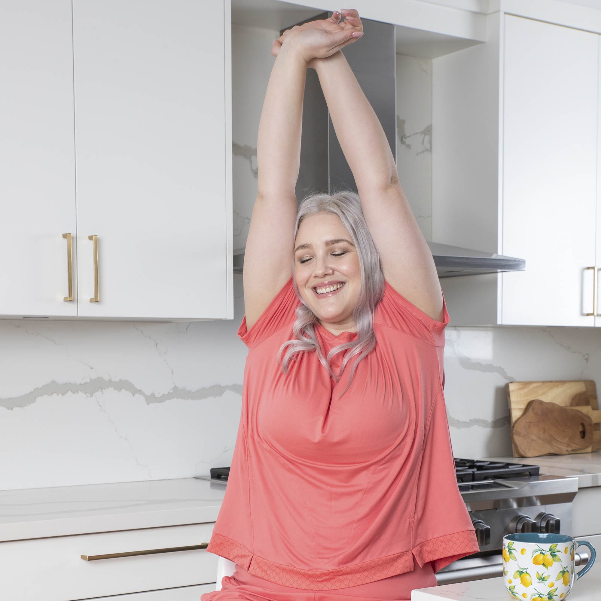 Scoop Short Sleeve Top - - Scoop_Top_Lifestyle_03