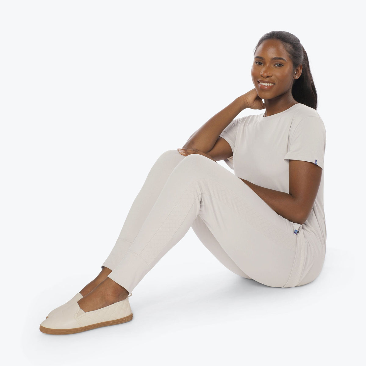 Scoop Short Sleeve Top - PEBBLE - Scoop_Top_Pebble_S_04