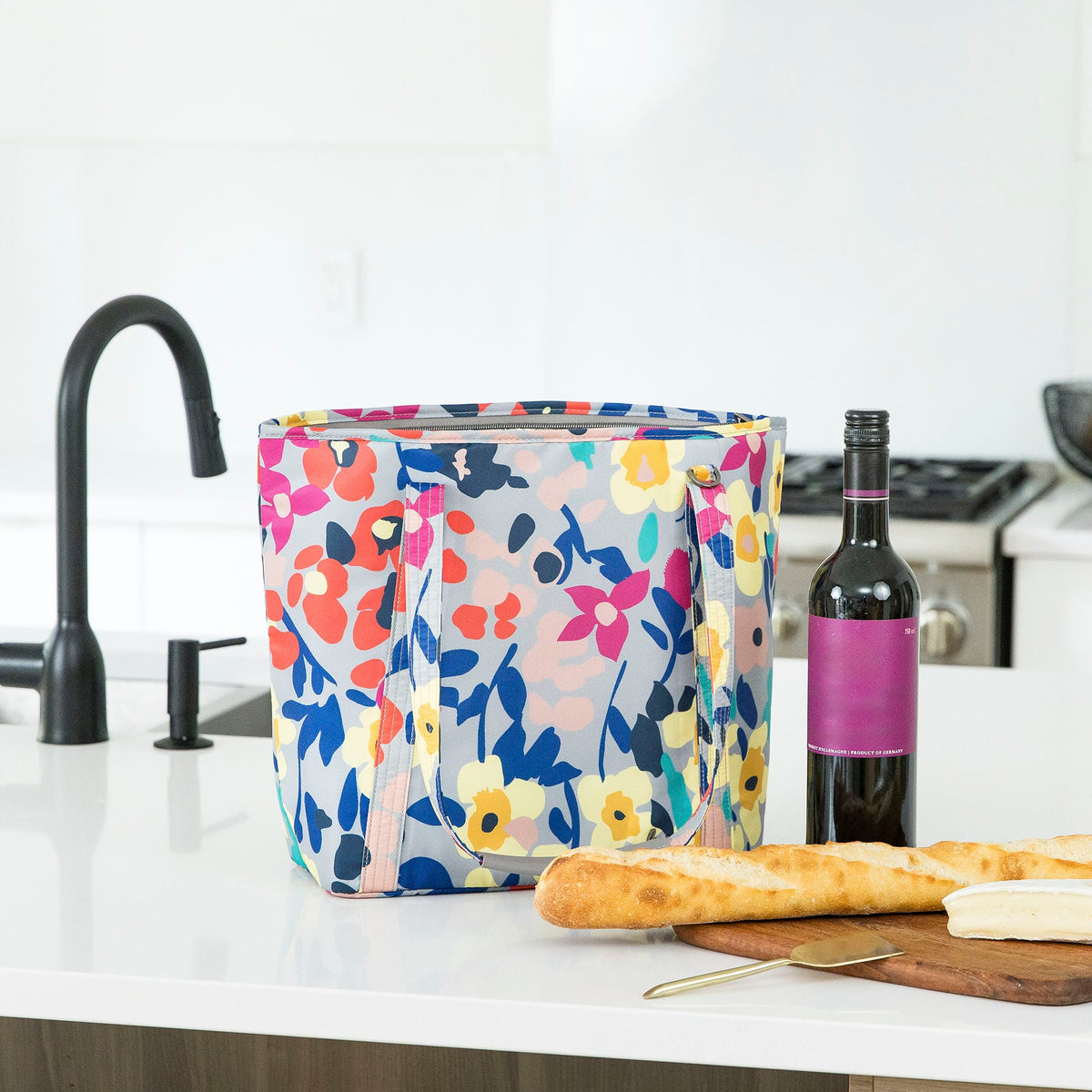 Scramble Insulated Tote Bag - - Scramble_Lifestyle_02