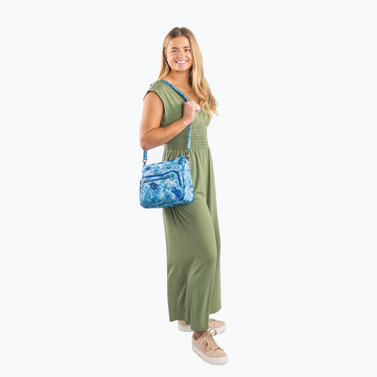 Shimmy SE Crossbody Bag - - ShimmySE_Lifestyle_BagProportions_01_037b9539-82f0-4c39-b6d7-17bb1f7045d5