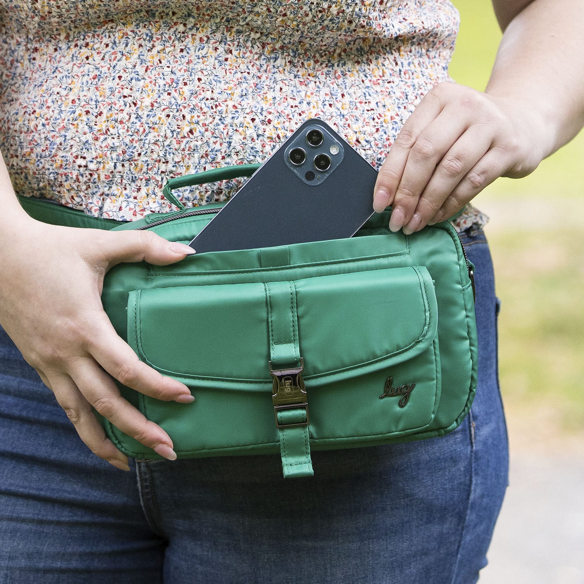 Sidecar Convertible Crossbody Bag - - Sidecar_Lifestyle_07