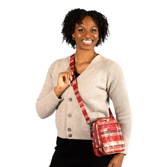 Skeeter Bridge Convertible Crossbody - - Skeeter-Bridge_Lifestyle_07