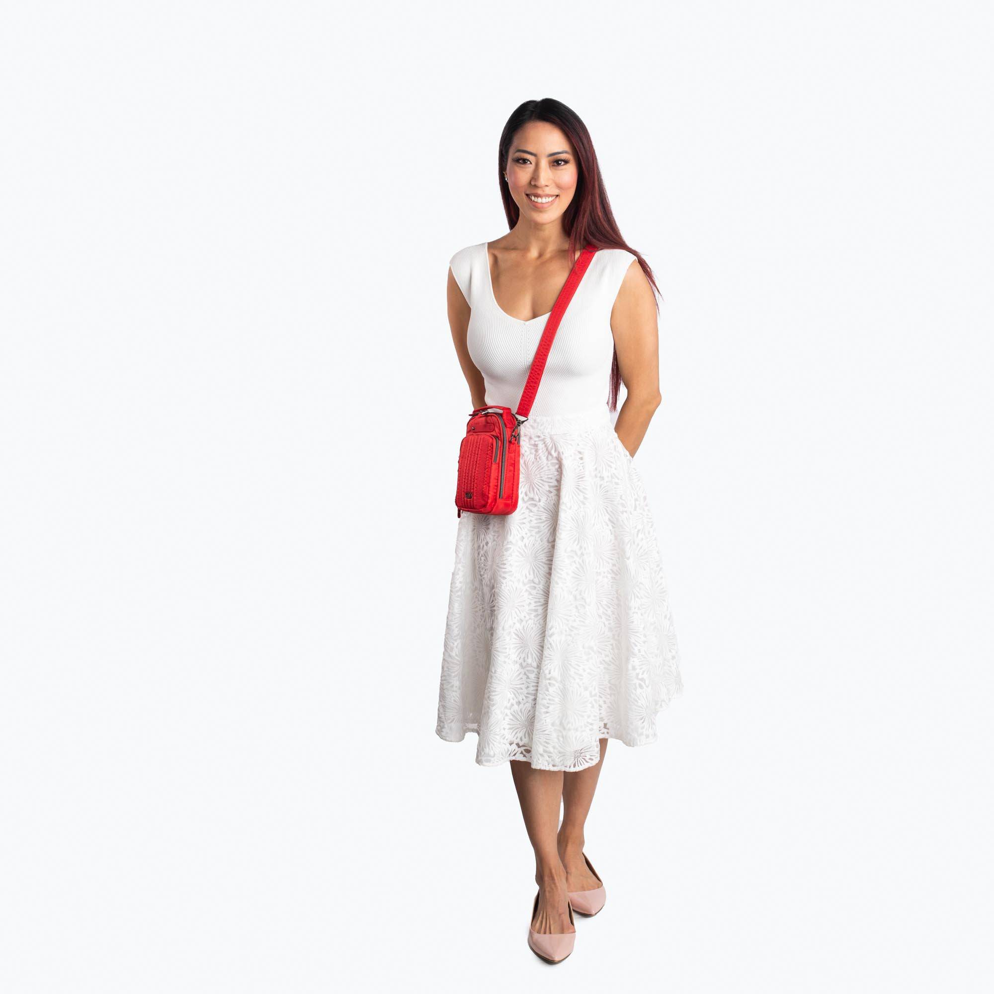Skeeter Mini Bridge Love Convertible Crossbody - - SkeeterMiniBridgeLove_Lifestyle_BagProportions_02
