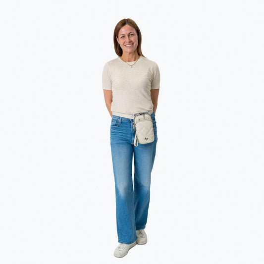 Skeeter Mini Bridge Satin Luxe VL Convertible Crossbody Bag - - SkeeterMiniBridge_SatinLuxe_Lifestyle_BagProportions_02