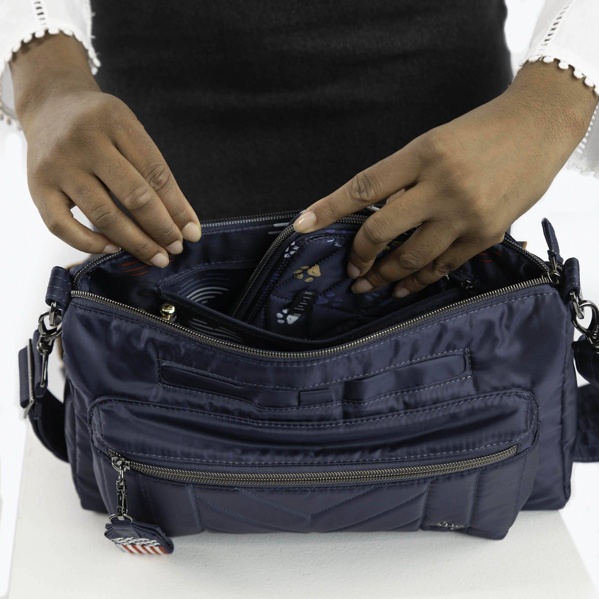 Stretch LE Crossbody Bag - - StretchLE_Lifestyle_05