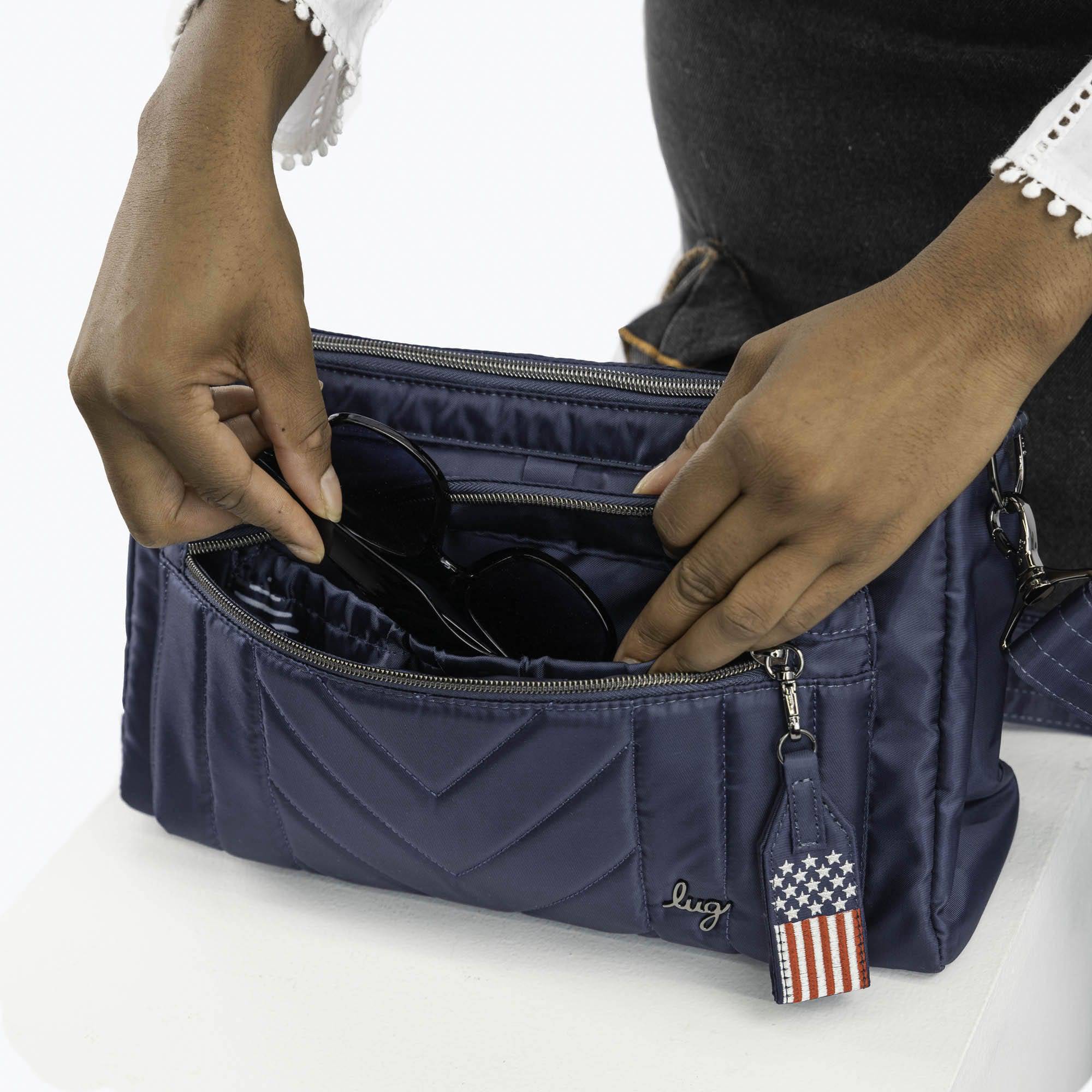 Stretch LE Crossbody Bag - - StretchLE_Lifestyle_06