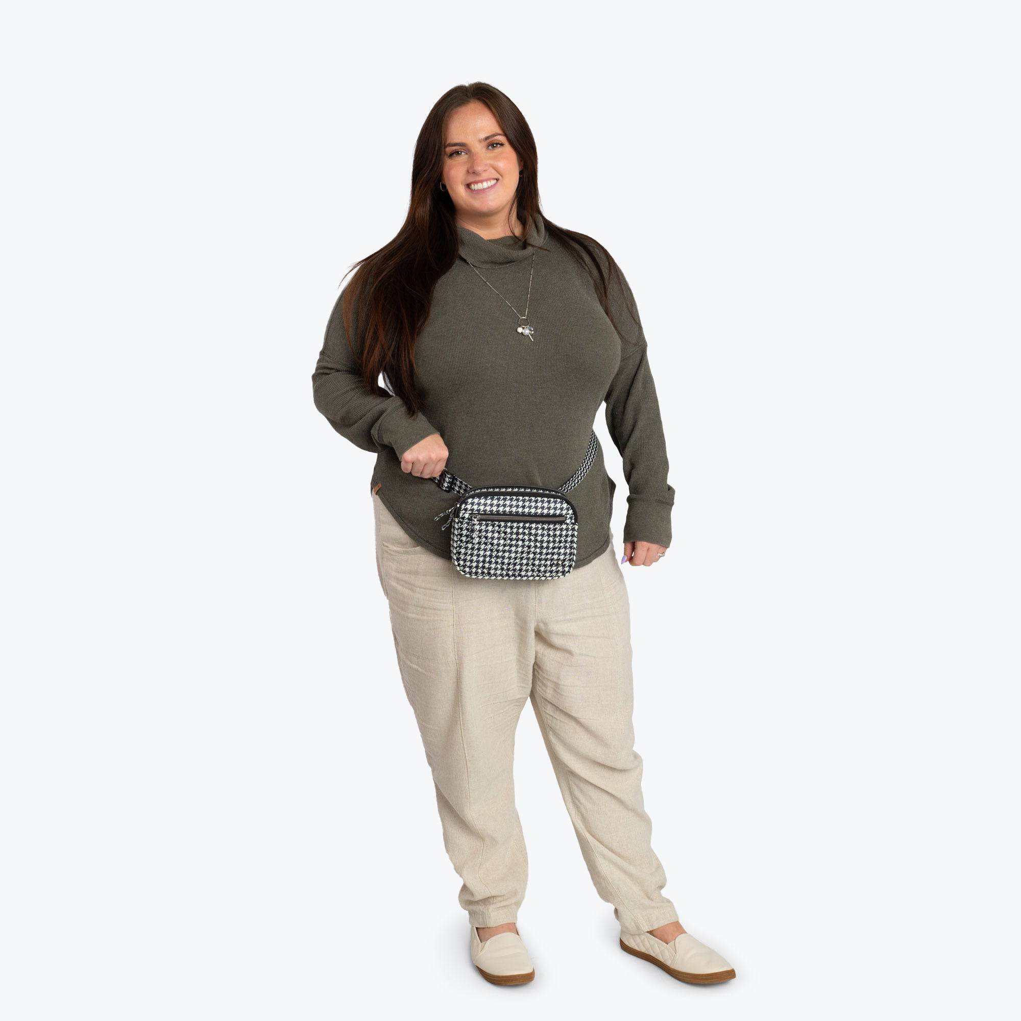 Super Coupe 2 Convertible Crossbody Bag - - SuperCoupe2_BagProportions_01