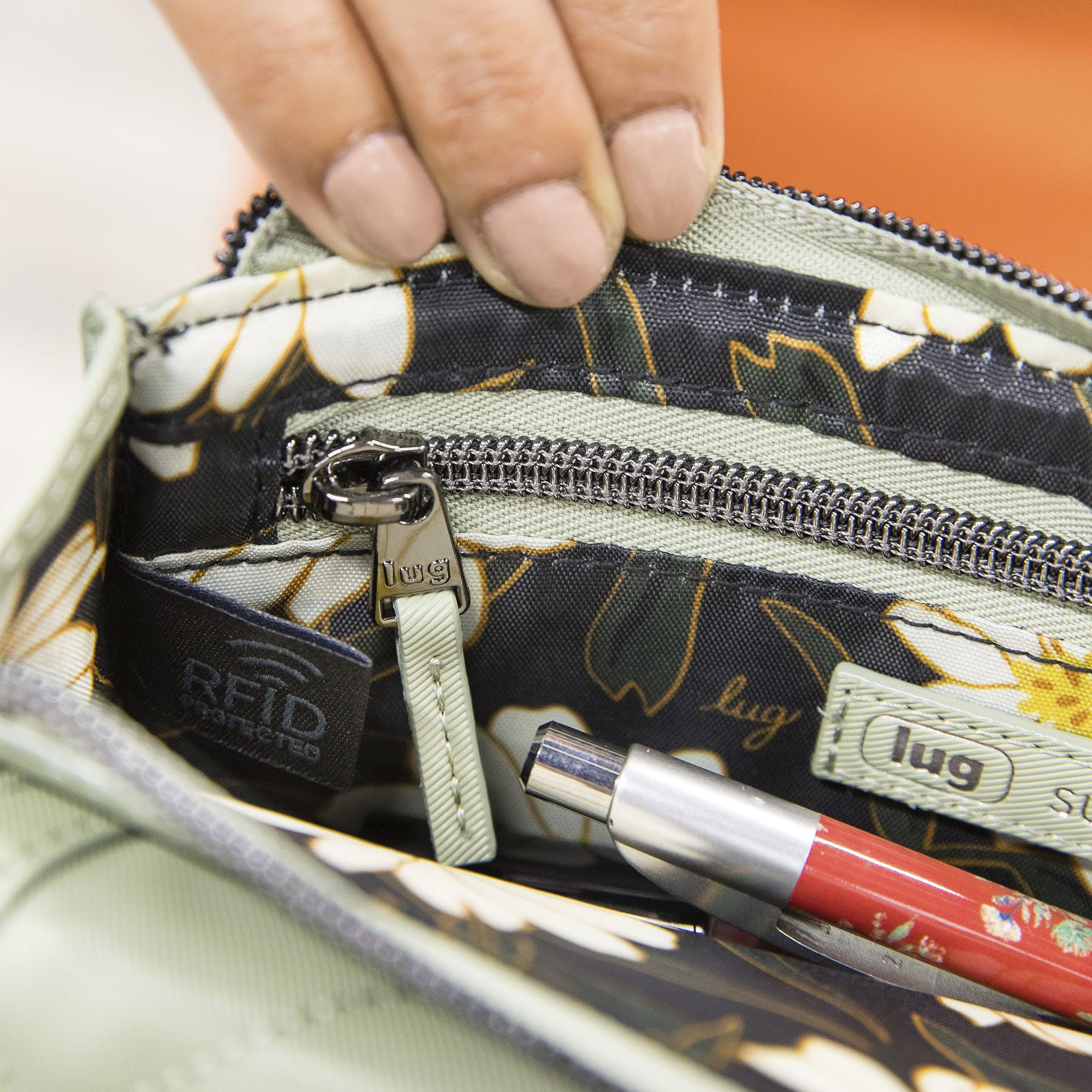 Surrey Satin Luxe VL RFID Wallet - - SurreySatin_Lifestyle_05