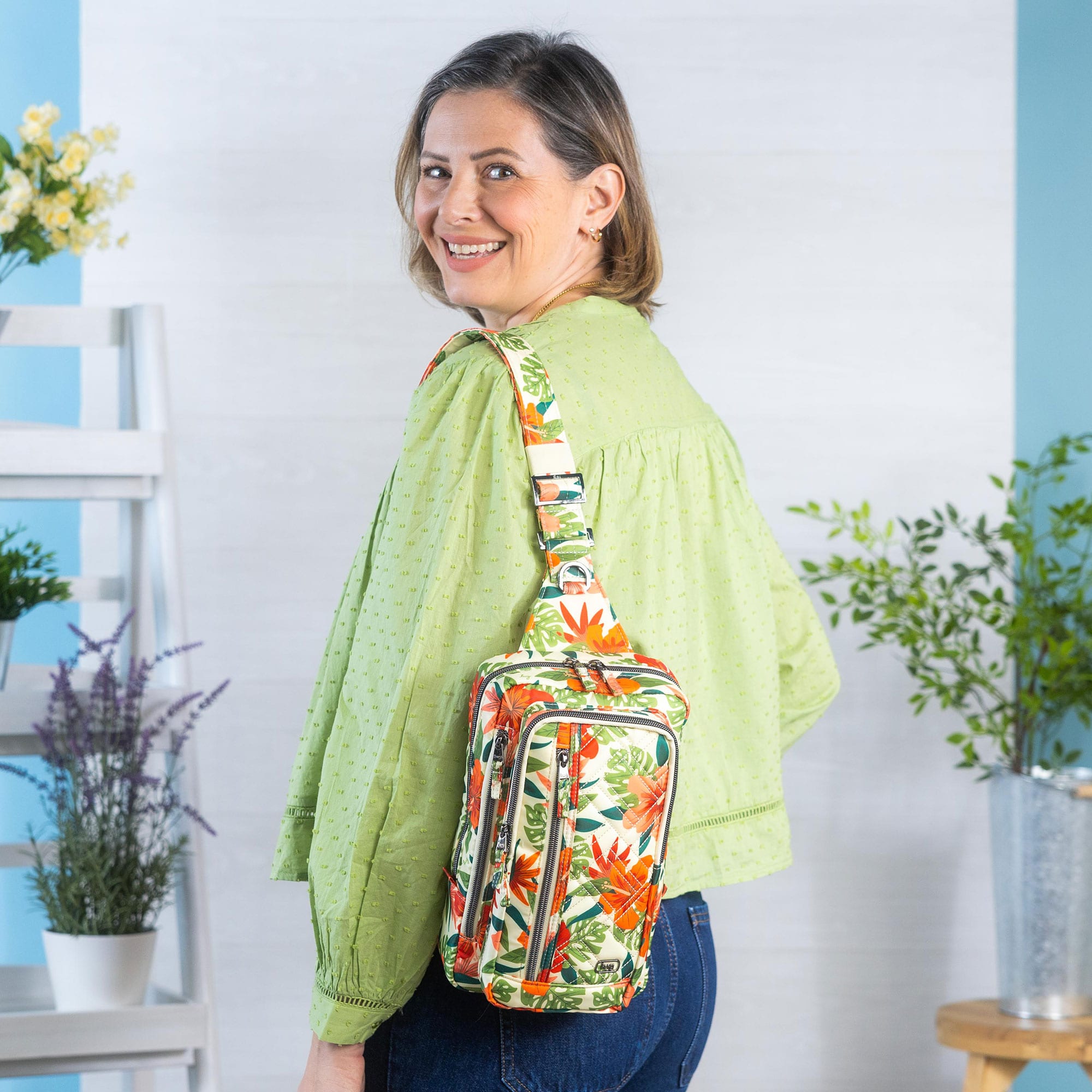 Tailback Sling Bag - - Tailback_Hover_c1430638-7d0a-4d0f-84f1-9ef13bf1a3c3