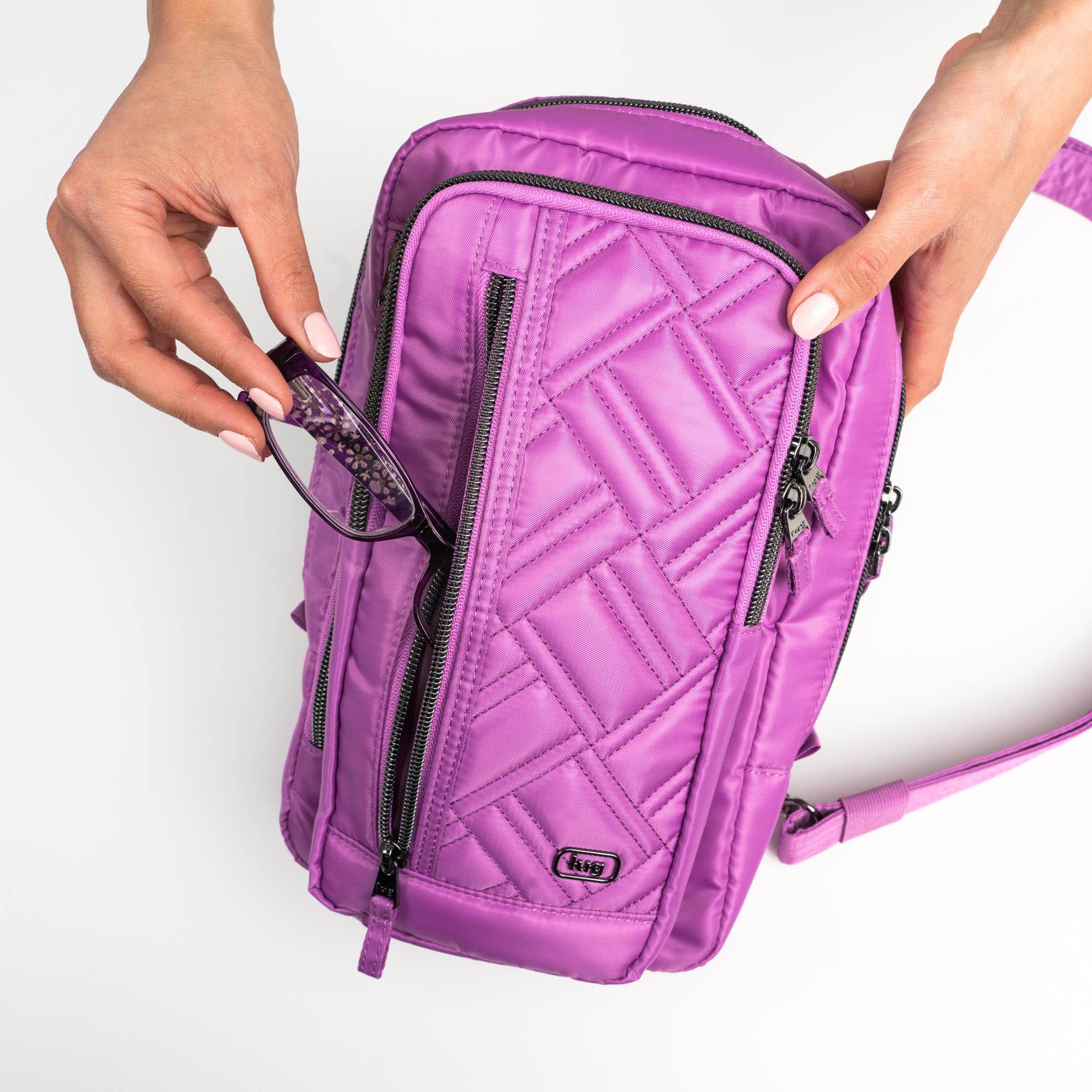 Tailback Sling Bag - - Tailback_Lifestyle_01_a4019a28-4828-48e0-b12d-14b4fd847926