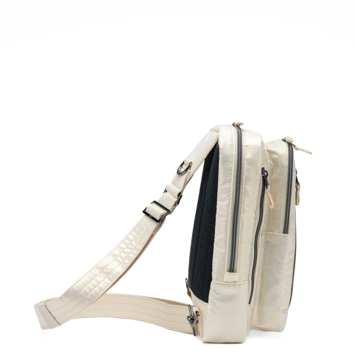 Tailback Sling Bag - METALLIC CHAMPAGNE - Tailback_MetallicChampagne_03
