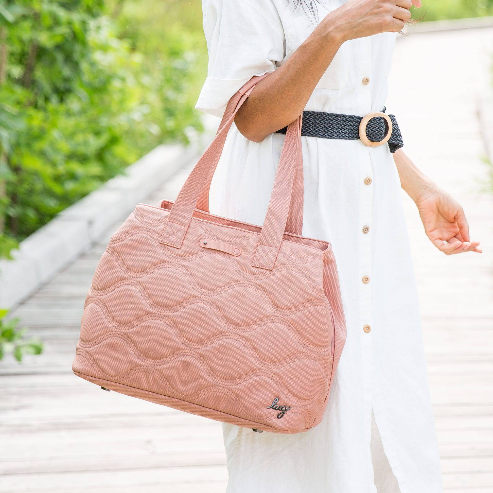 Tempo Matte Luxe VL Tote Bag - BLUSH - Tempo_2_MatteVL_Lifestyle_03