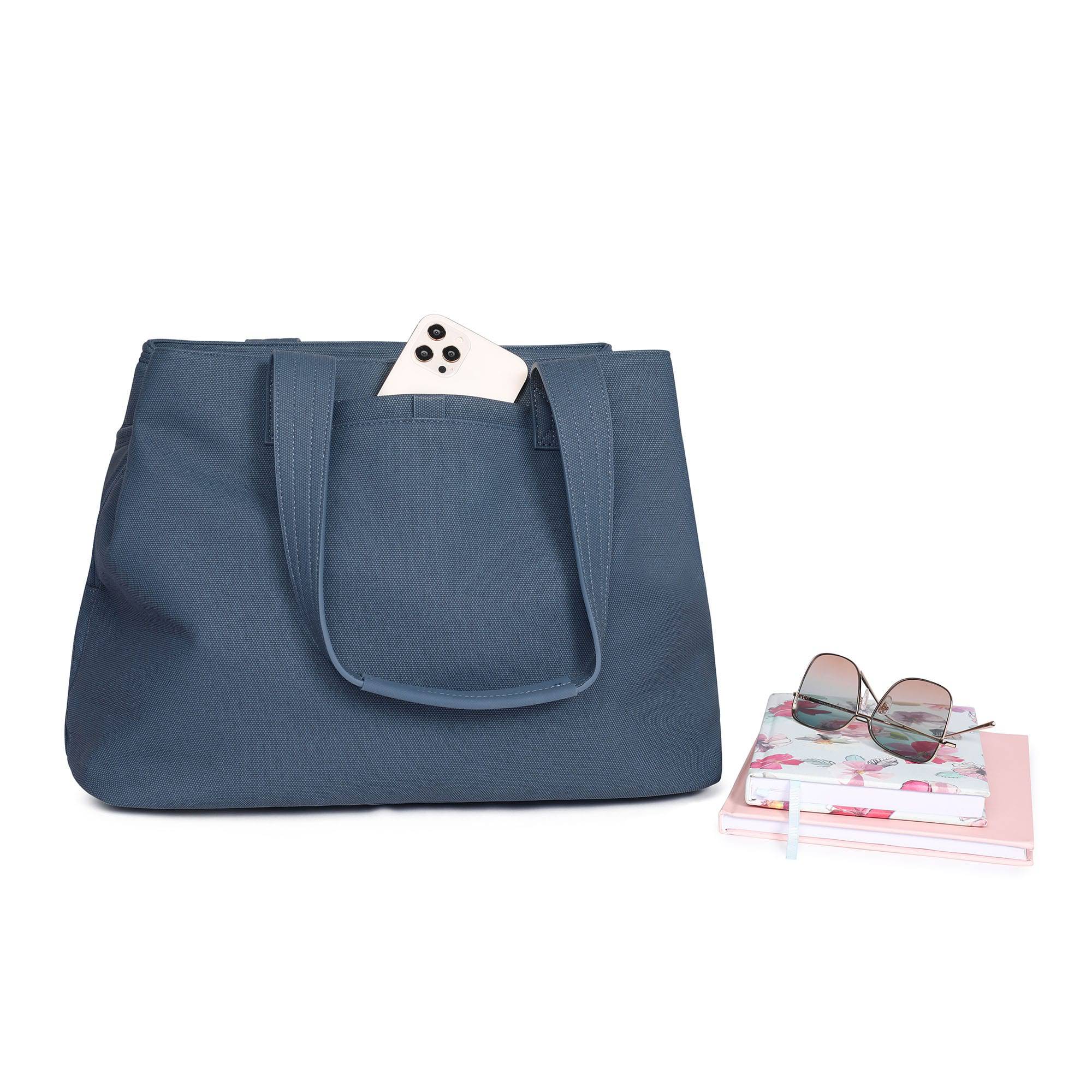 Tempo Matte Luxe VL Tote Bag - - Tempo_2_MatteVL_Lifestyle_05