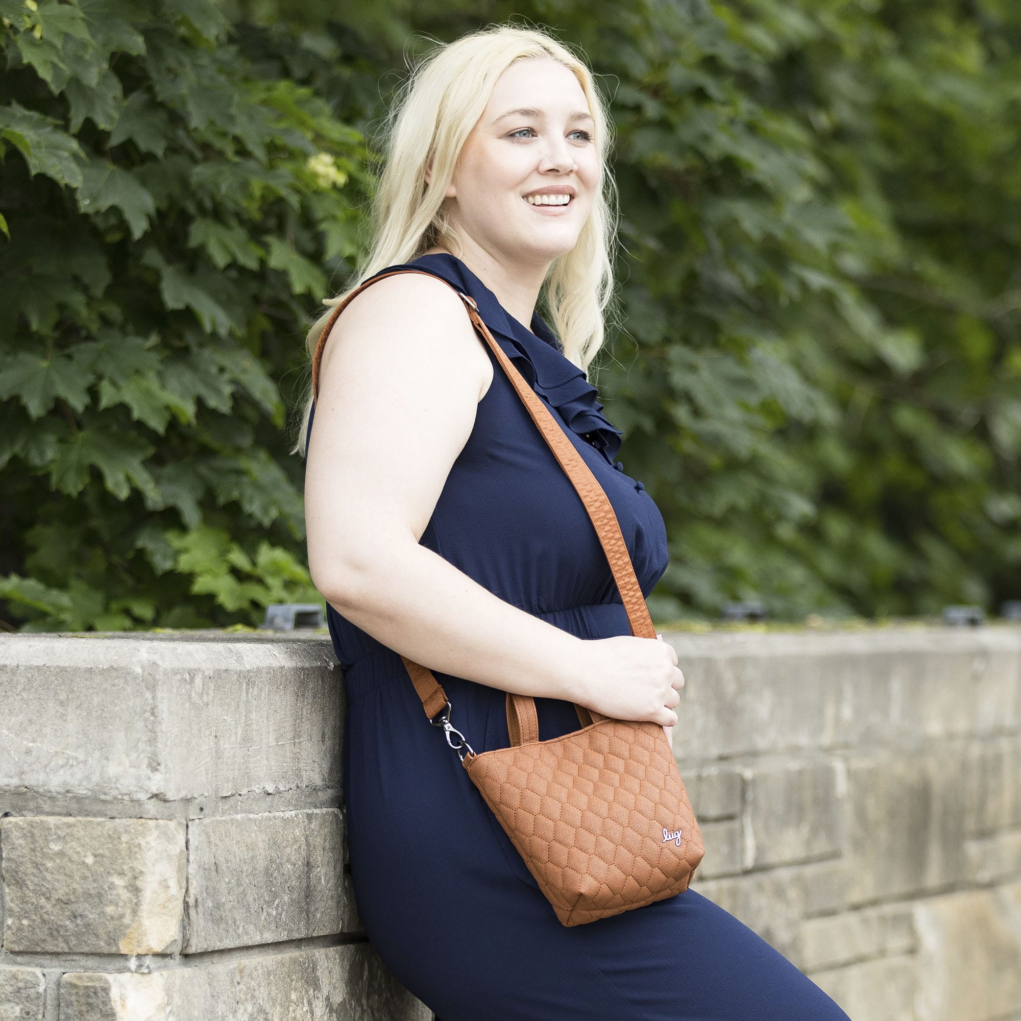 Tip Toe Matte Luxe VL Crossbody Bag - - Tiptoe_ML_Lifestyle_05