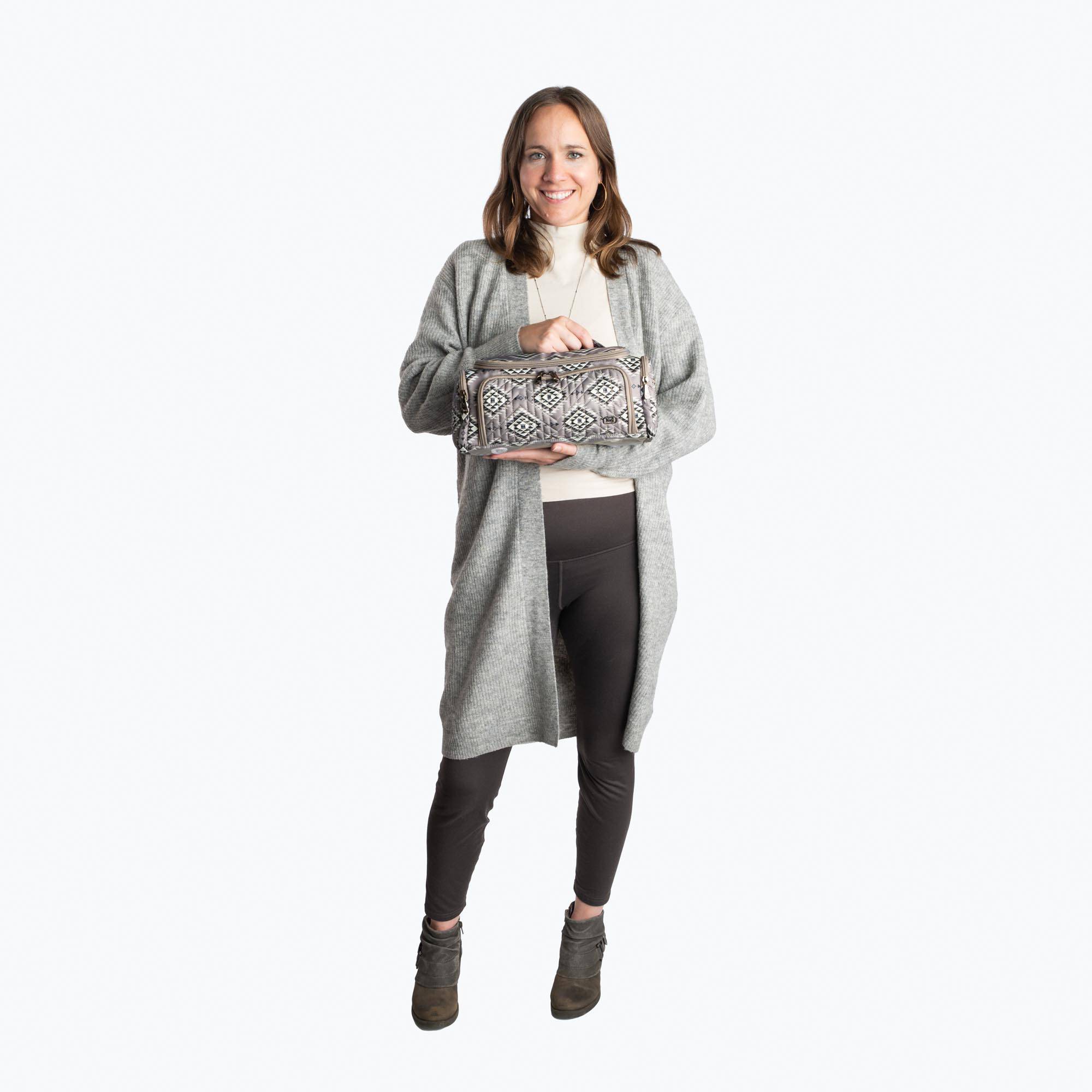 Guild Collection Classic Trolley Cosmetic Case - - TrolleyMD_BagProportions_01