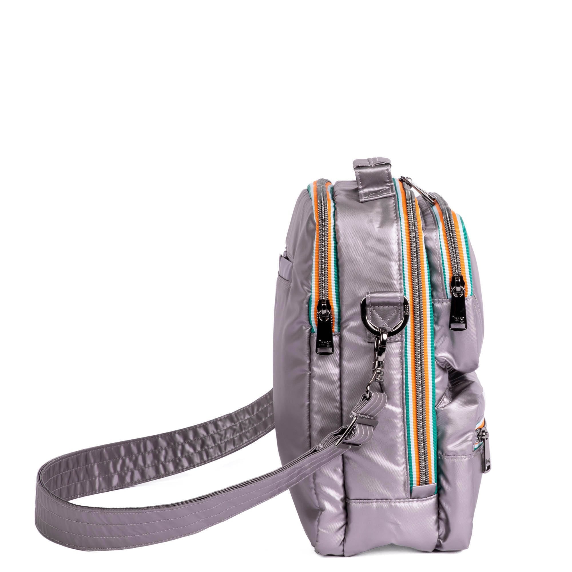 Wrangler Crossbody Bag - METALLIC PEARL - Wrangler_MetallicPearl_03