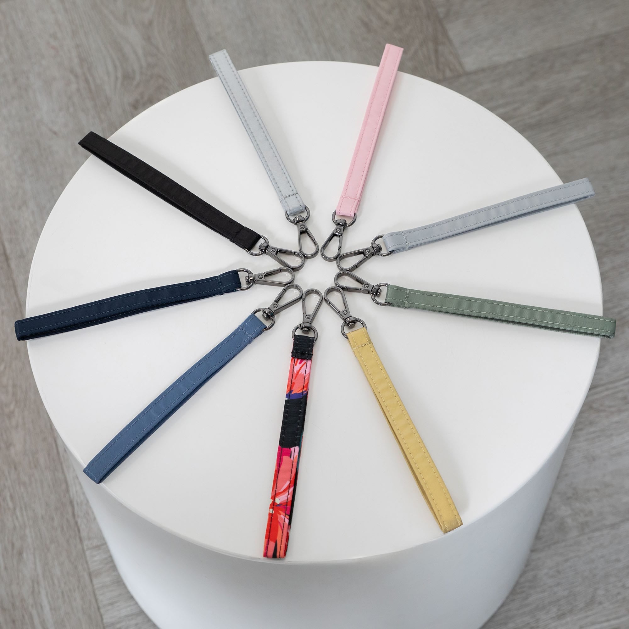 Loop Dee Loo Wristlet Strap - - WristStraps_Lifestyle_02