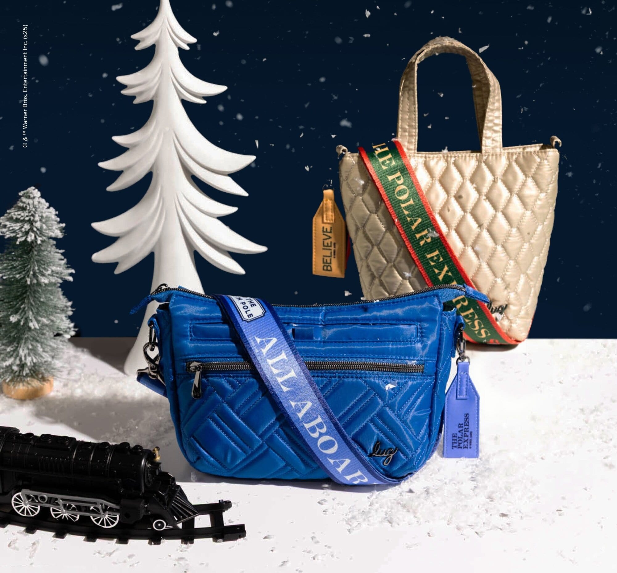 Polar Express x Lug Oversized Puller with Clasp - - polar-express_hover_d25f0037-d2b2-4de1-a767-2cafe1046c63