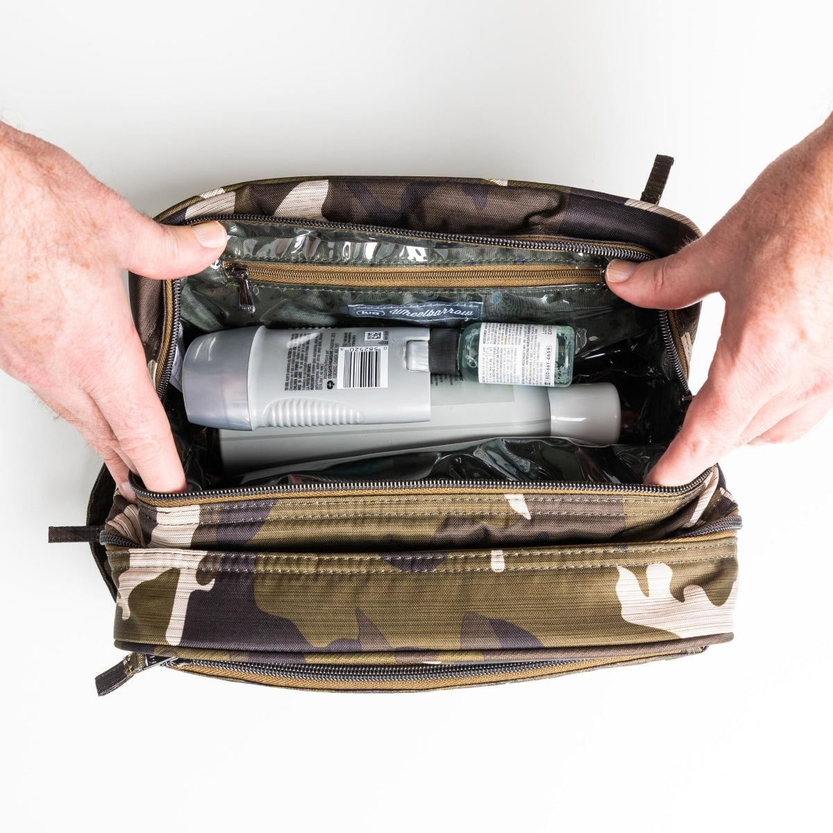 Wheelbarrow Brushed Dopp Kit - - wheelbarrow_feature_03