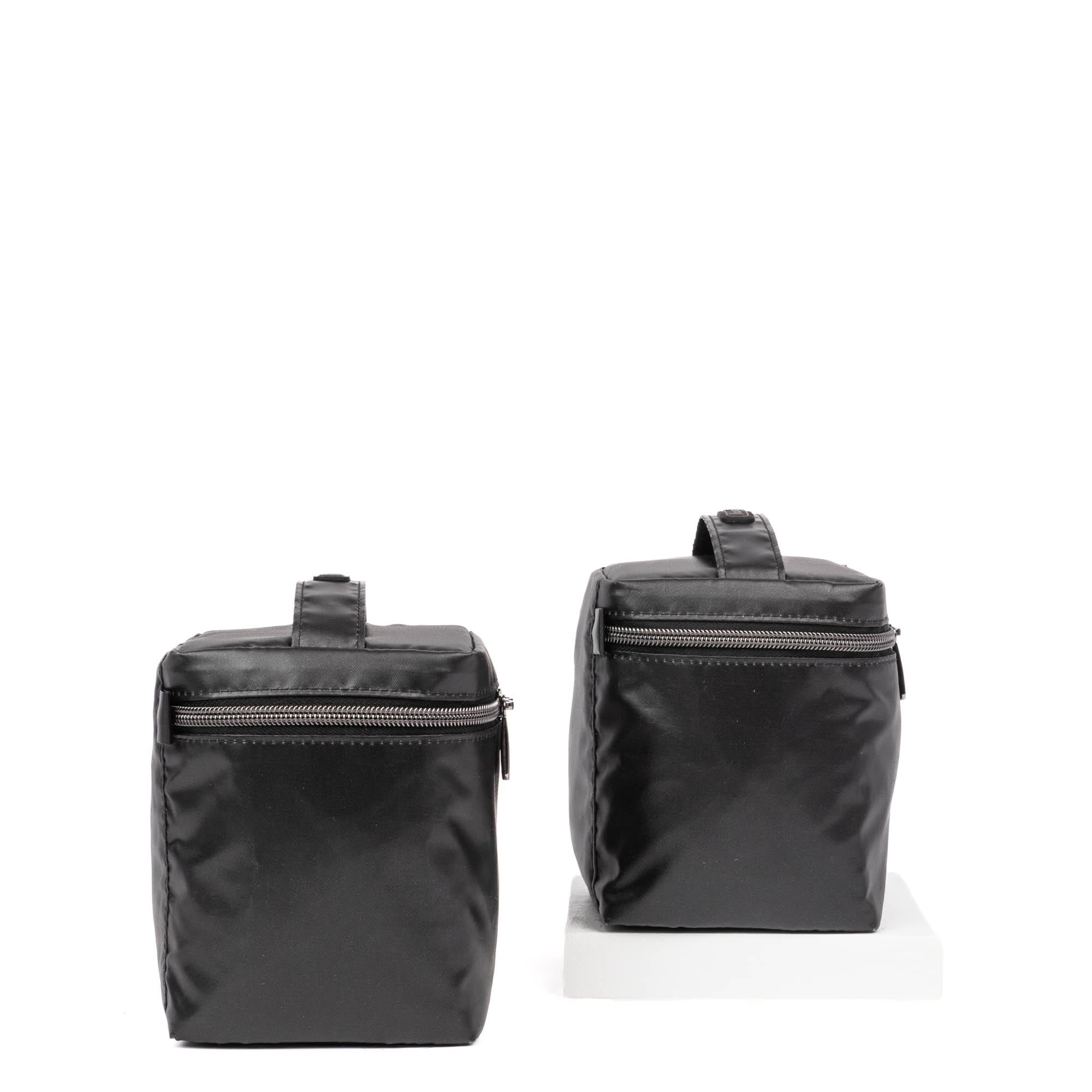 Box Top Cosmetic Case 2pc Set - METALLIC BLACK - 2BoxTopPouches_MetallicBlack_03