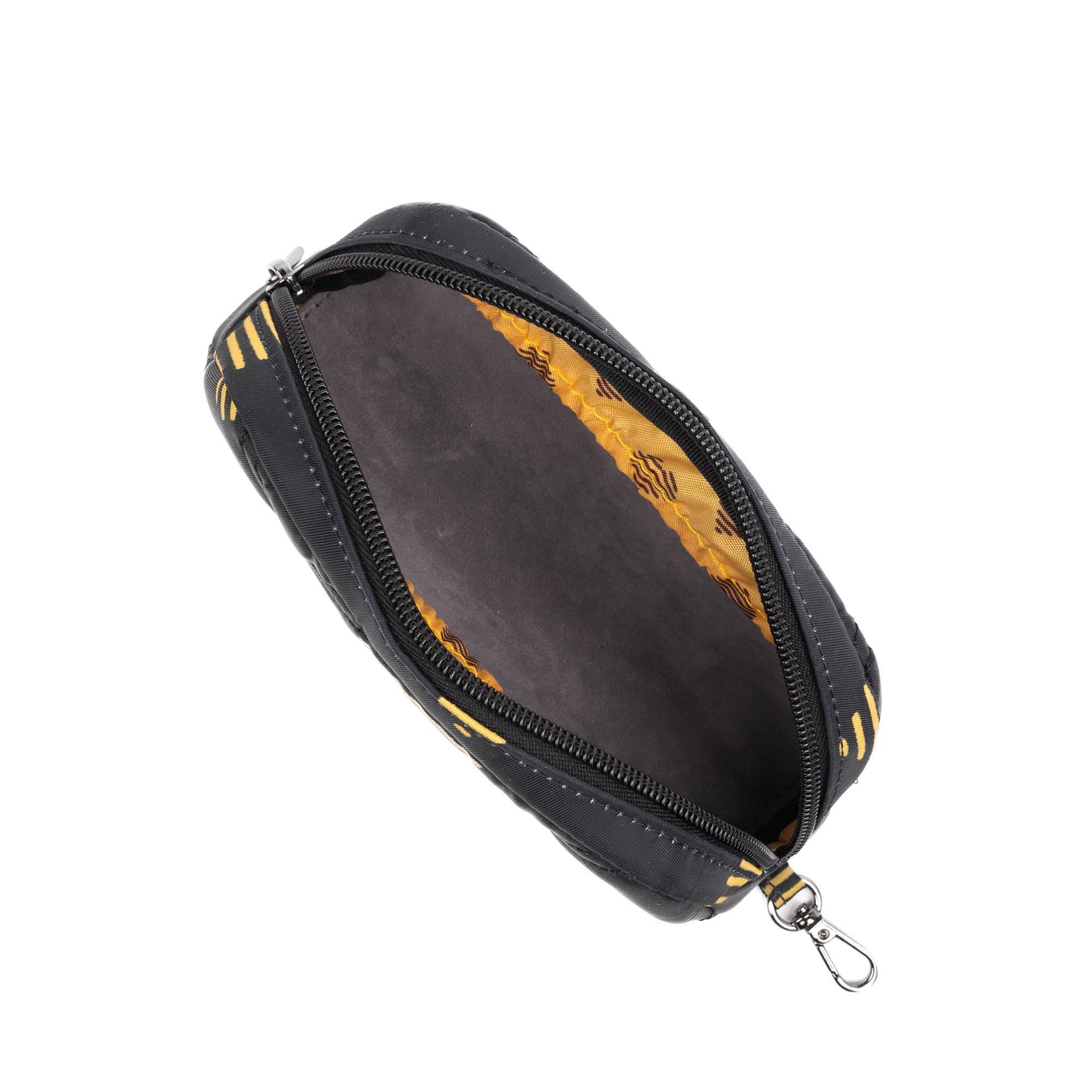 Bobsled XL Eyeglass Case - HEARTS GOLD - BobsledXL_HeartsGold_05