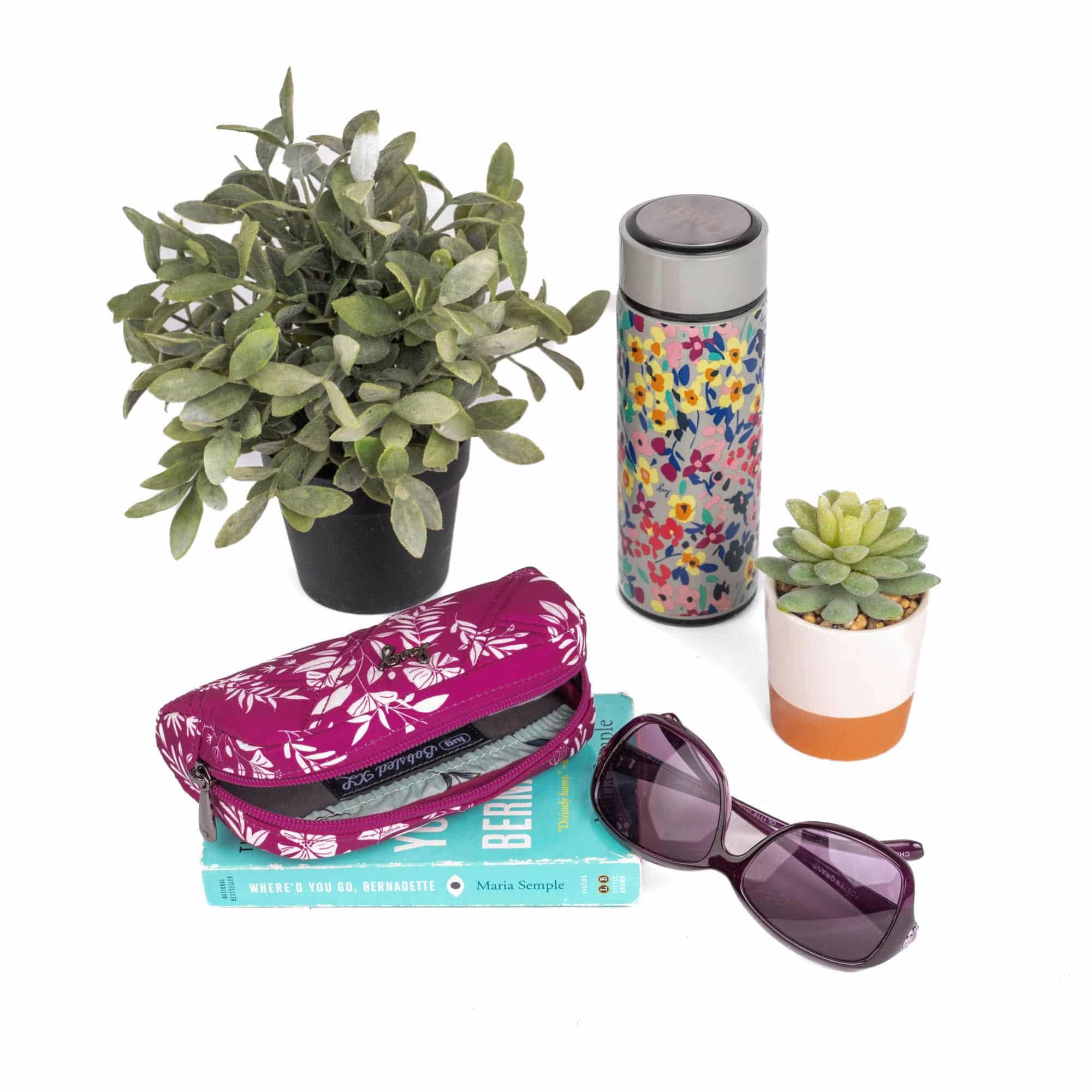 Bobsled XL Eyeglass Case - - BobsledXL_Lifestyle_01