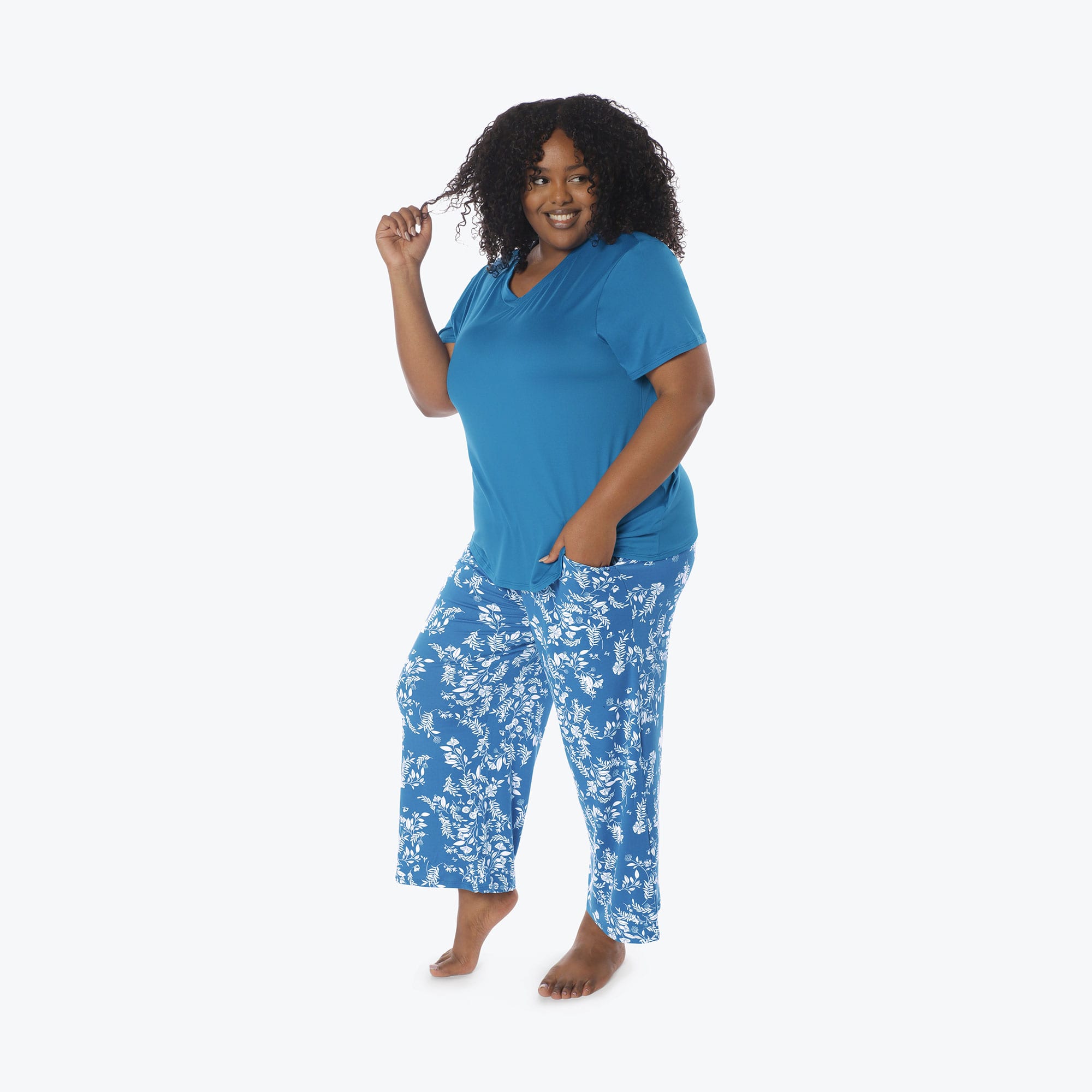 Boomerang Relaxed Tee & Cropped Pants&nbsp;Set - FLOURISH BLUE - Boomerang_Flourish_Blue_XL_05b