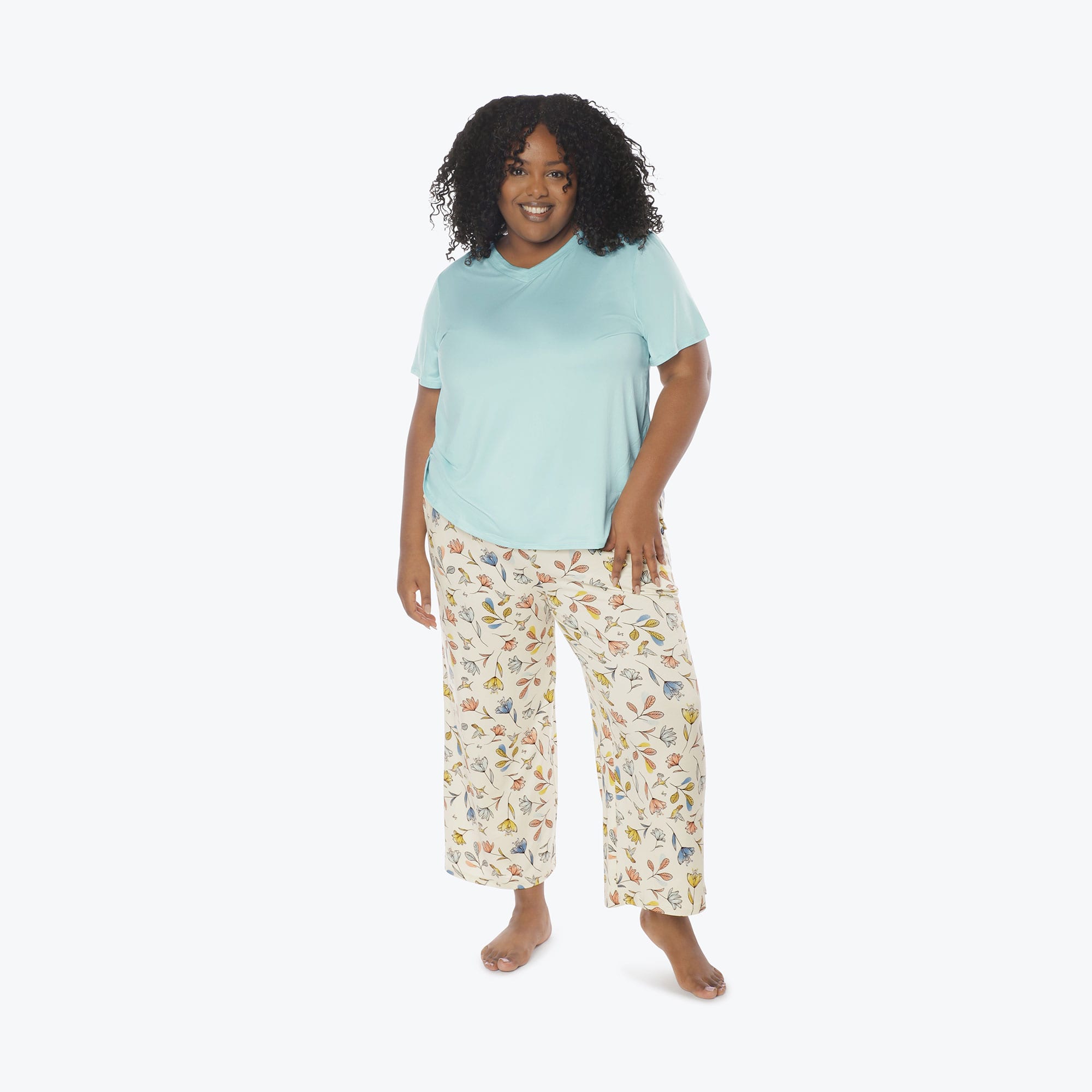 Boomerang Relaxed Tee & Cropped Pants Set - HUMMINGBIRD FLORAL - Boomerang_Hummingbird_Floral_XL_01a