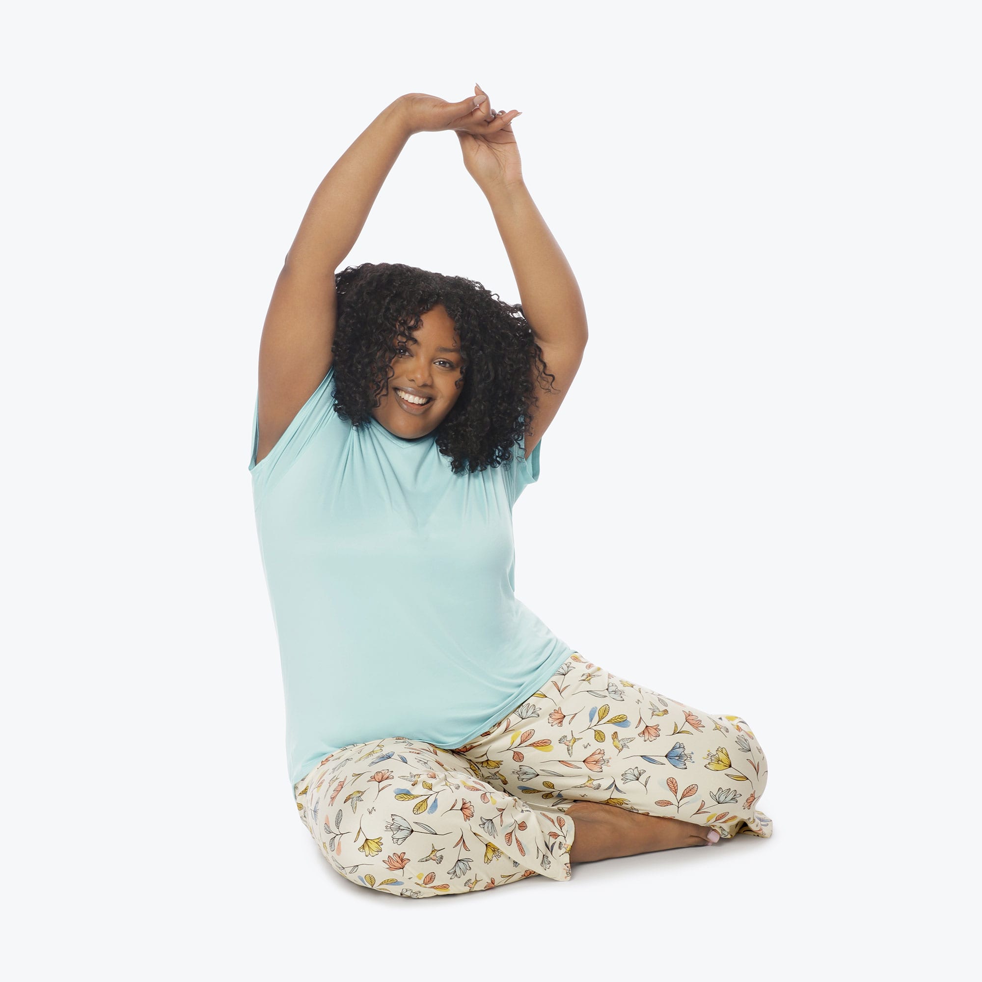 Boomerang Relaxed Tee & Cropped Pants&nbsp;Set - HUMMINGBIRD FLORAL - Boomerang_Hummingbird_Floral_XL_05a