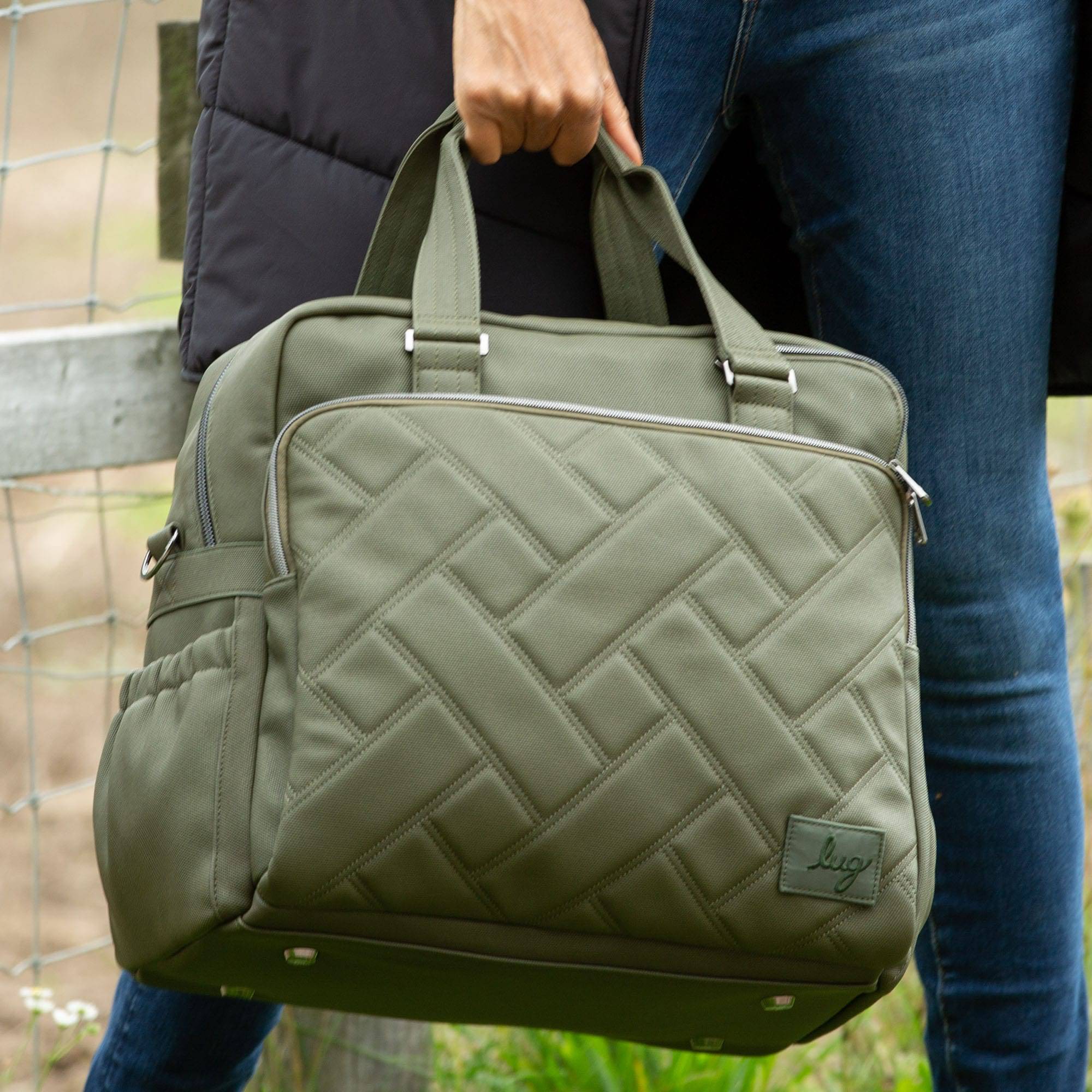 Boxer Matte Luxe VL Overnight Bag - OLIVE - BoxerMatteLuxeVL_Lifestyle_09