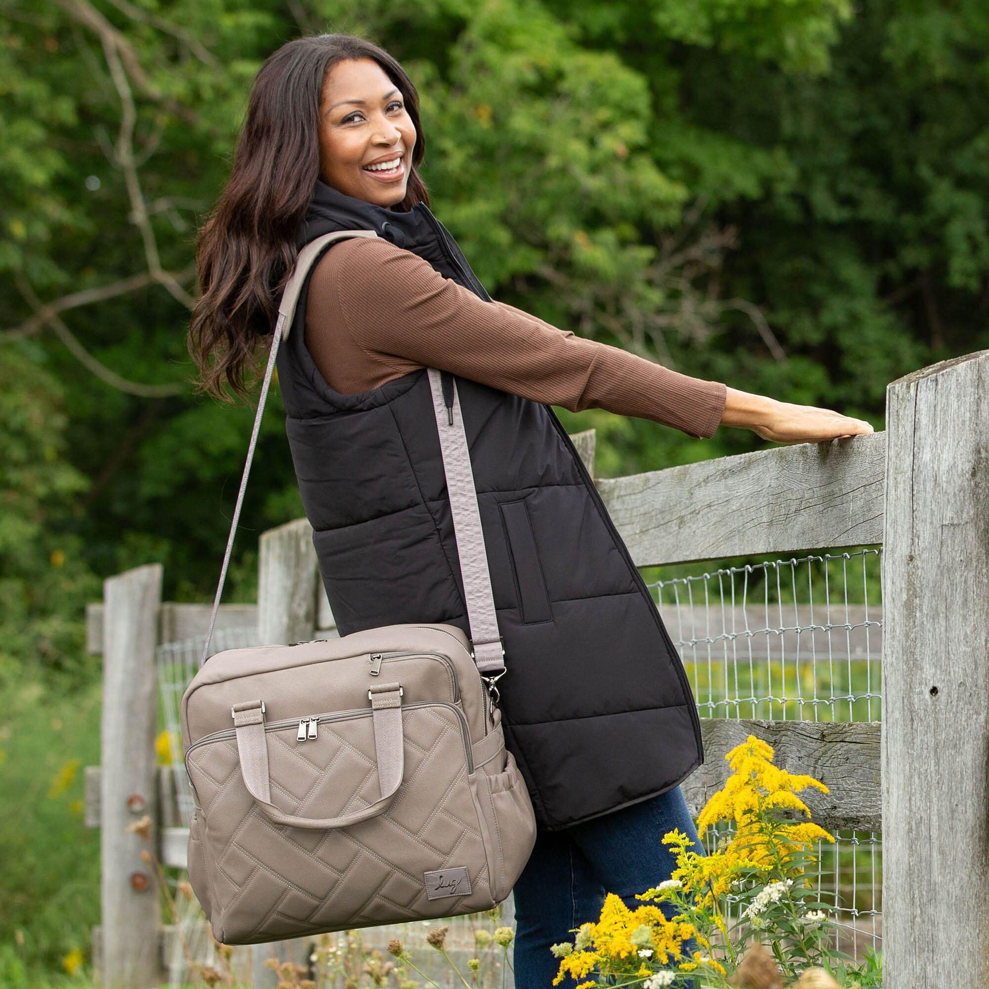 Boxer Matte Luxe VL Overnight Bag - SAND - BoxerMatteLuxeVL_Lifestyle_11_735f2475-a7d2-4c09-bb91-f1d66e78f462