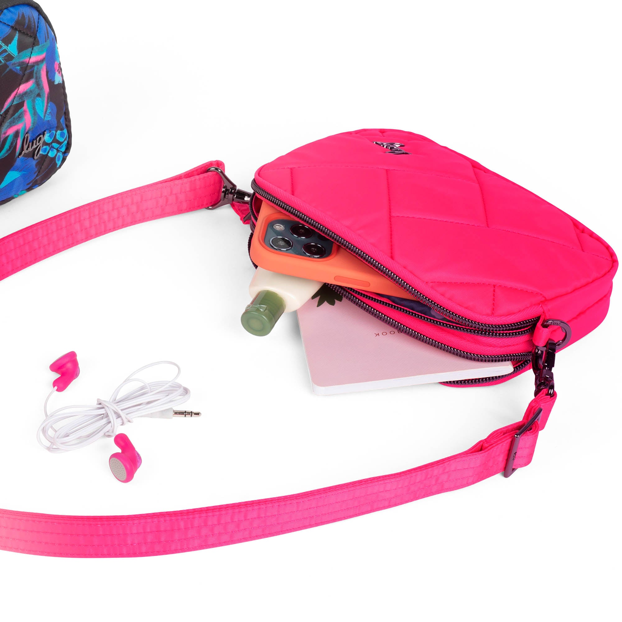 Coupe SE Convertible Crossbody Bag - - CoupeSE_Lifestyle_01