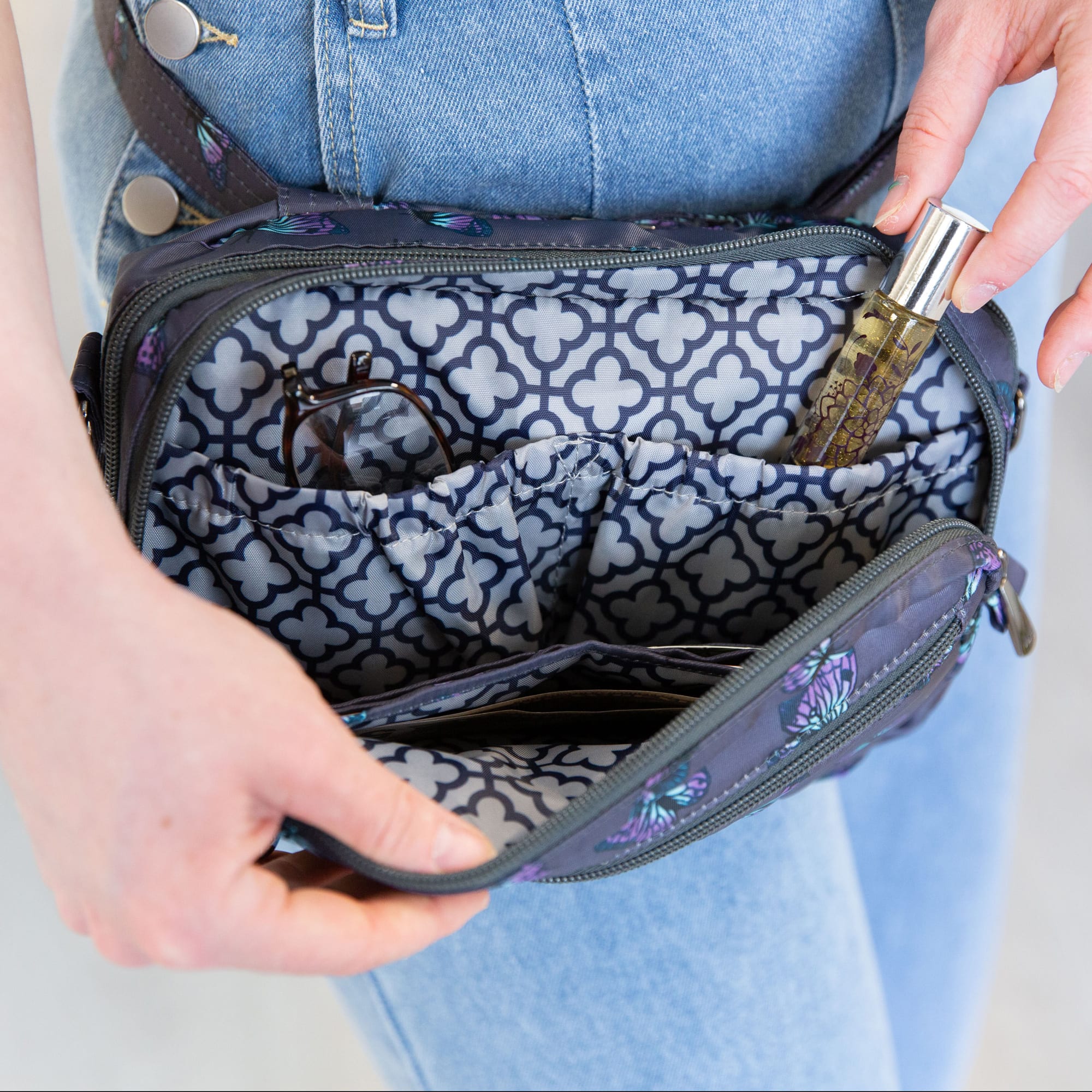 Crescendo Convertible Shopper with Crossbody - BUTTERFLY GREY - Crescendo_Butterfly_Grey_Lifestyle_01