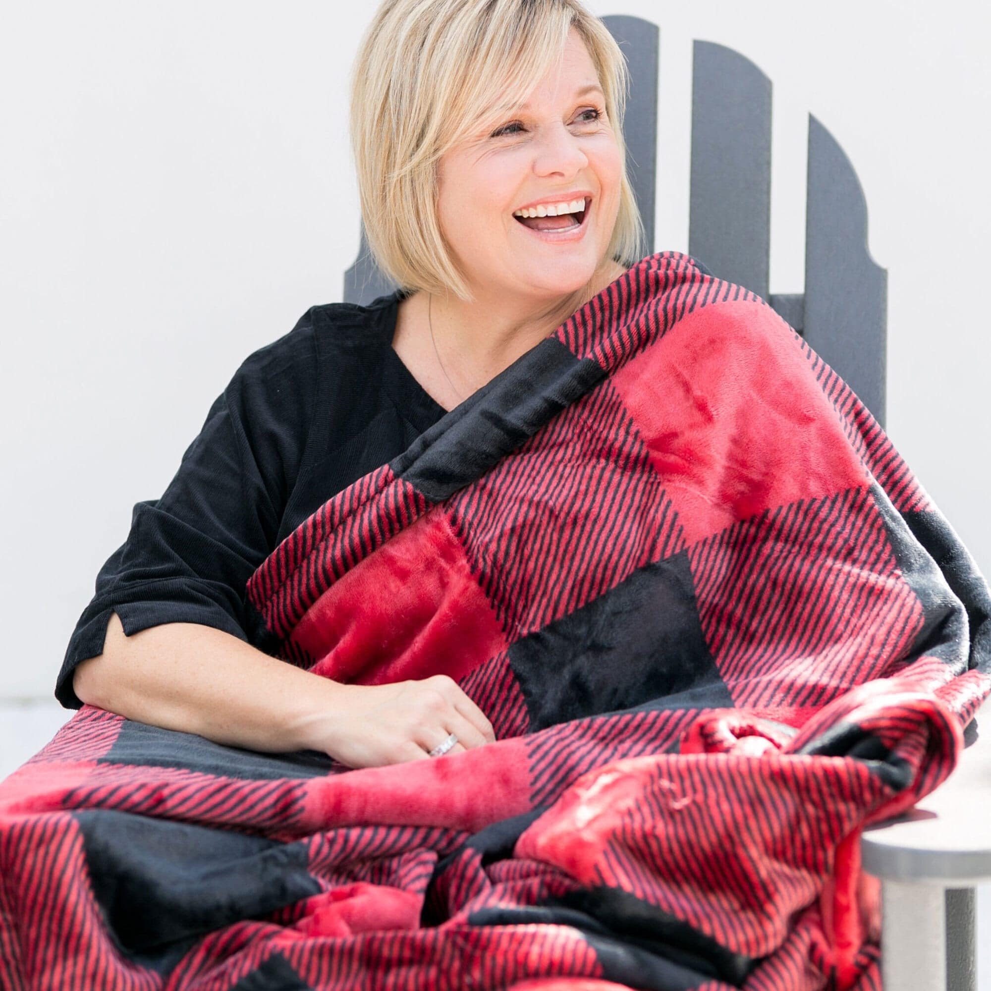 Cuddle Throw Blanket - BUFFALO CHECK RED - CuddleThrow_BuffaloCheck_Model