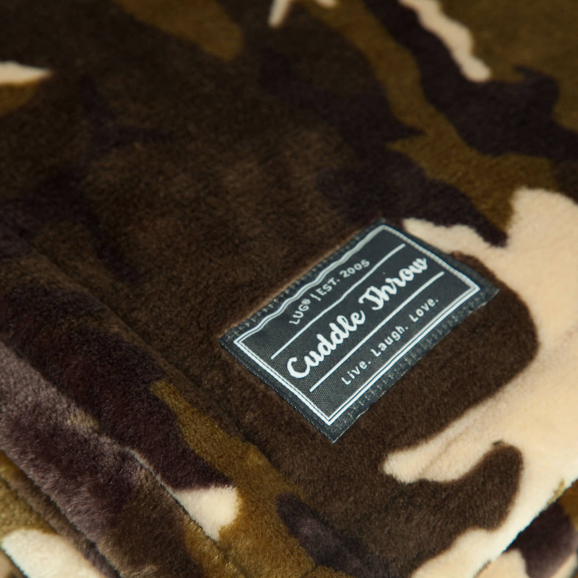 Cuddle Throw Blanket - CAMO OLIVE - CuddleThrow_CamoOlive_06a_ce0d49cc-1128-4f1e-b716-f7e29c75b41a