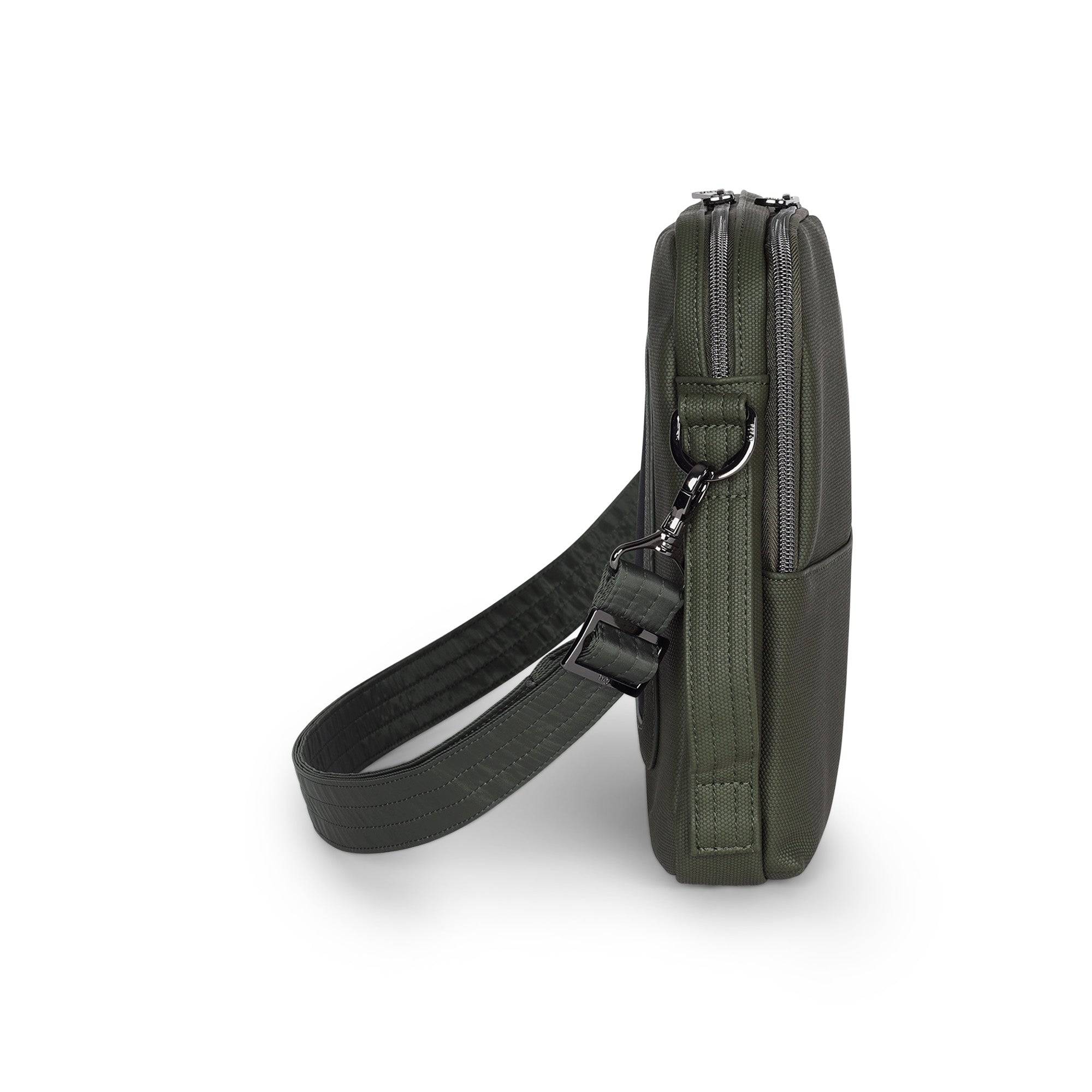 Delta Matte Luxe VL 15" Laptop Case - OLIVE - DeltaMatteVL_MatteVL_OliveGreen_03