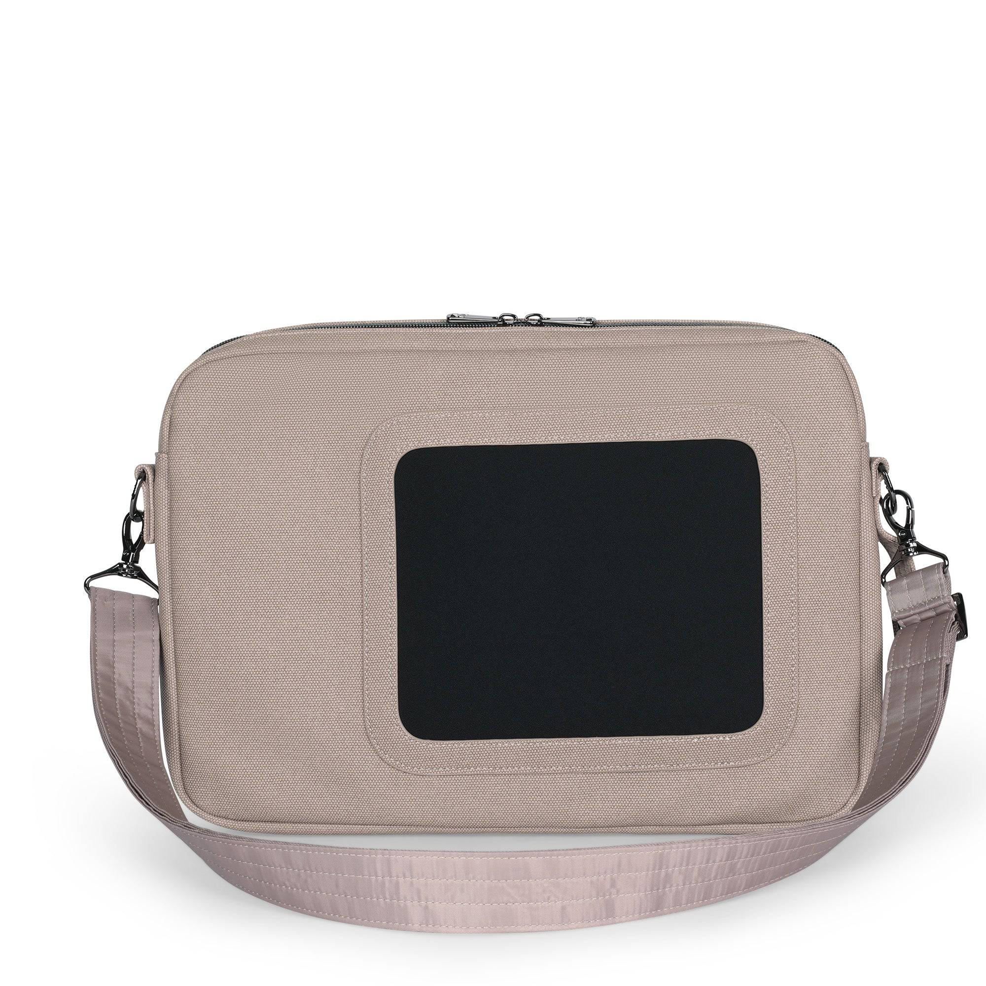 Delta Matte Luxe VL 15" Laptop Case - SAND - DeltaMatteVL_MatteVL_SandTaupe_04
